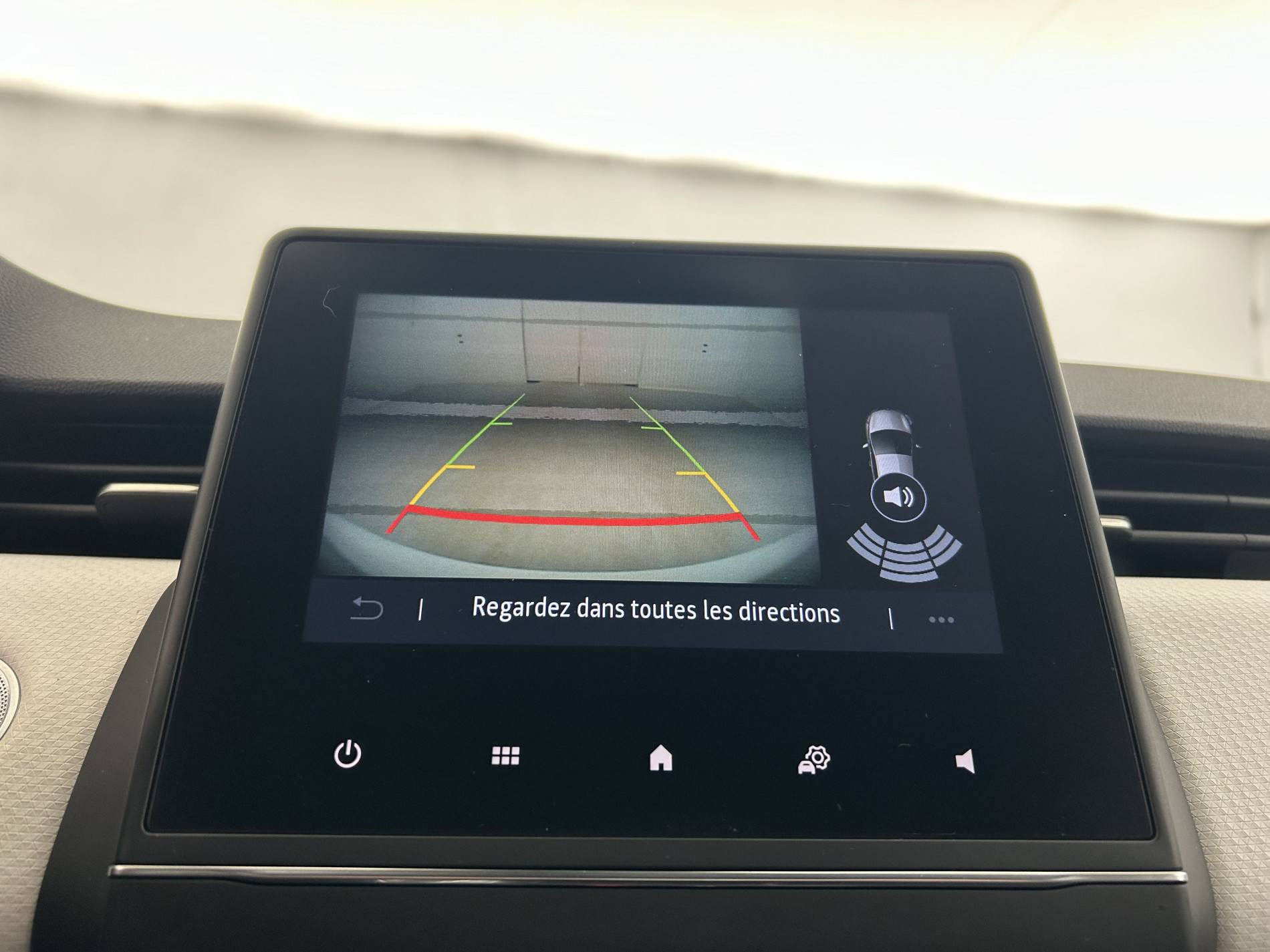 Vente en ligne Renault Clio 5 Clio TCe 90 au prix de 15 990 €