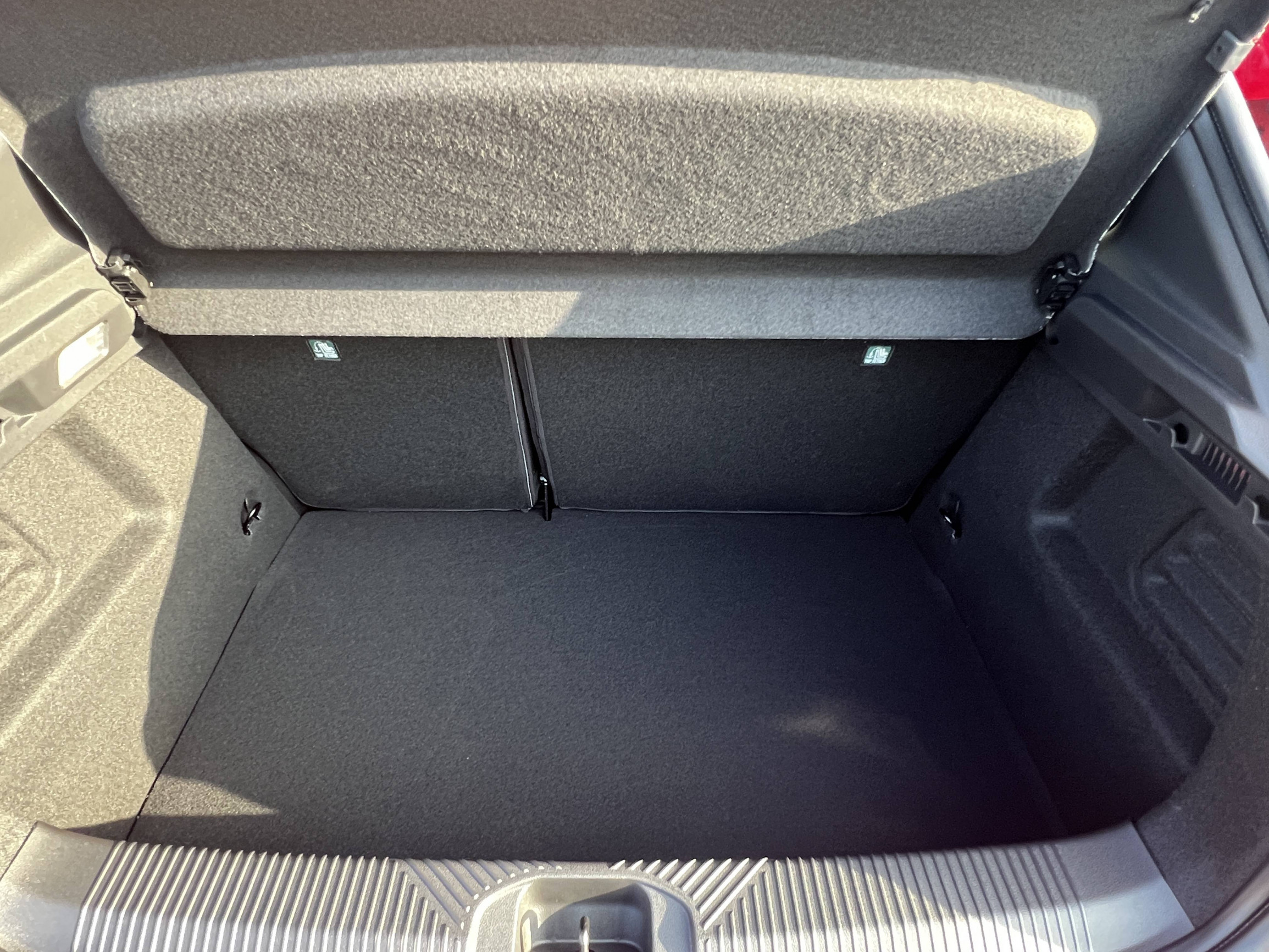 Vente en ligne Renault Clio 6 Clio E-Tech full hybrid 160 ch au prix de 28 290 €