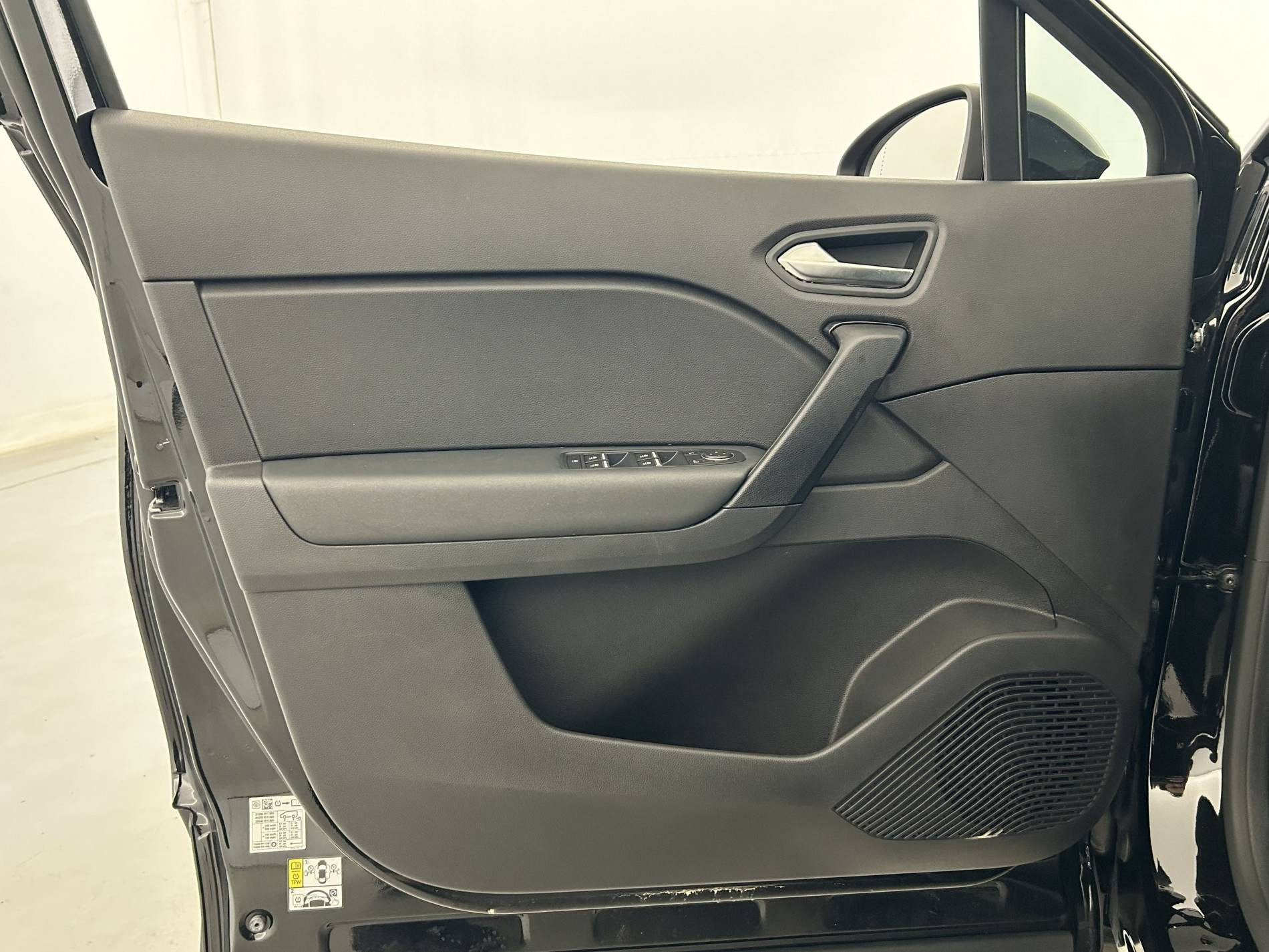 Vente en ligne Renault Symbioz  E-Tech full hybrid 145 au prix de 23 500 €