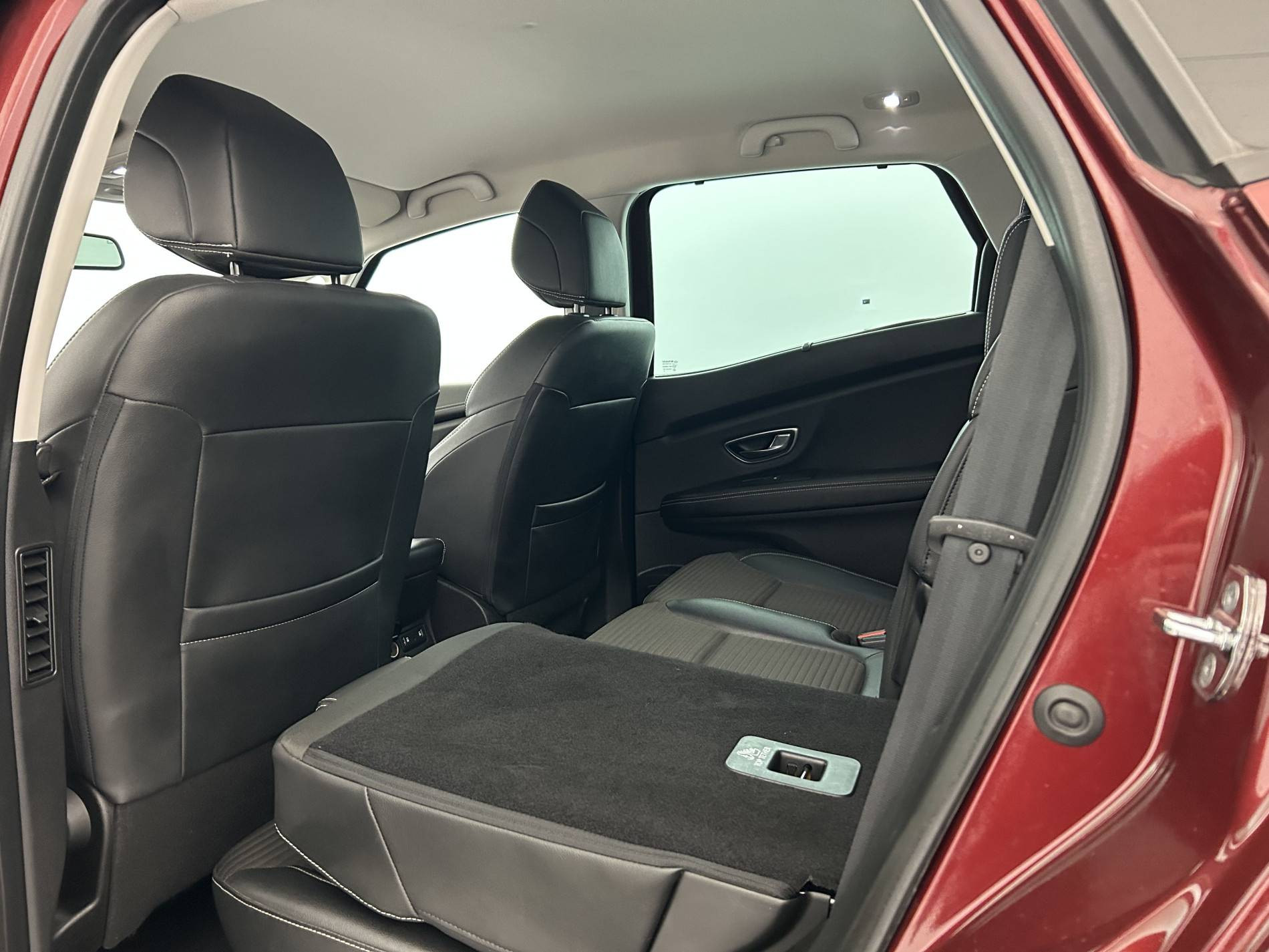 Vente en ligne Renault Scenic 4 Scenic Blue dCi 150 au prix de 13 990 €