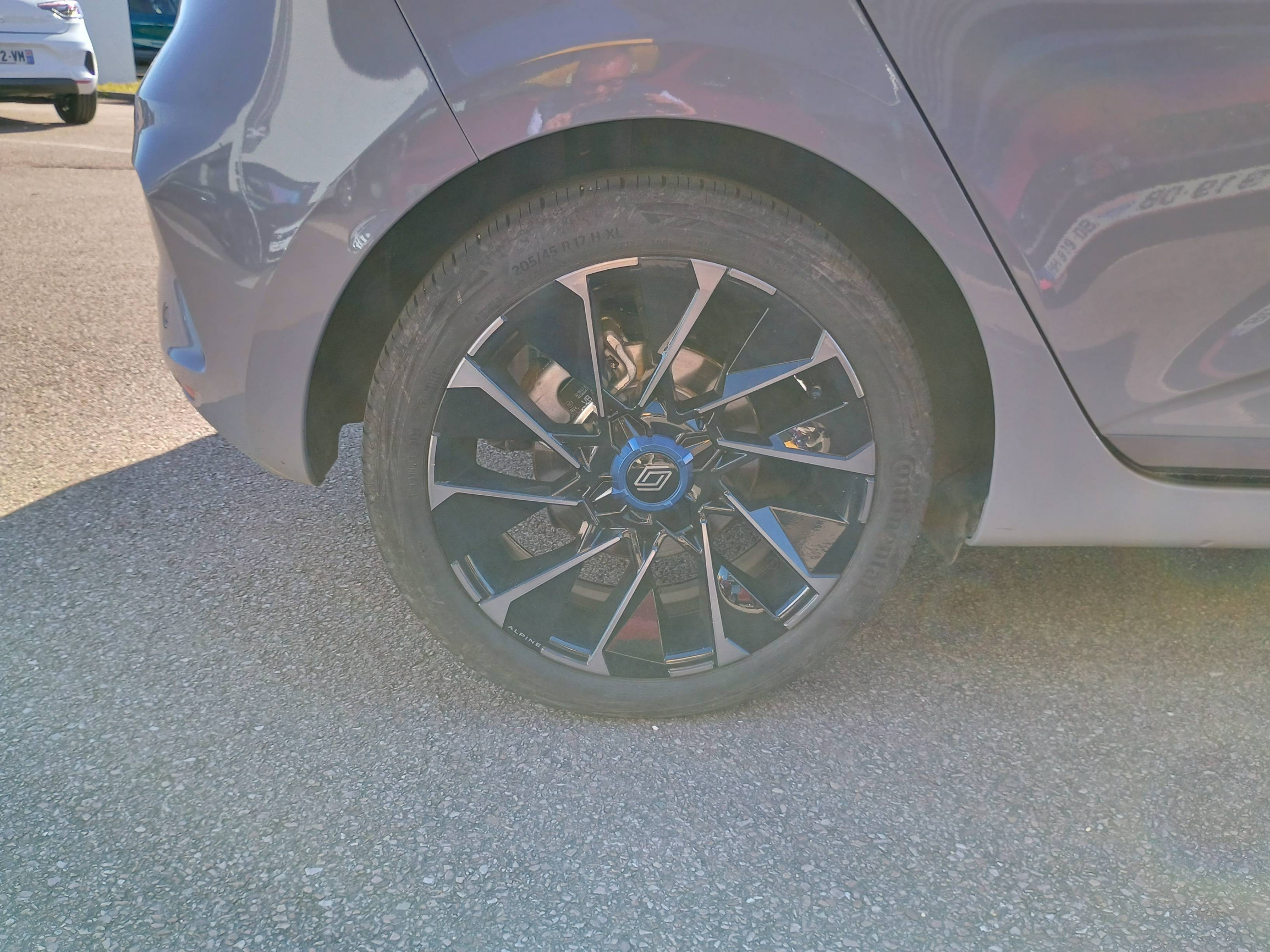 Vente en ligne Renault Clio 5 Clio E-Tech full hybrid 145 ch GSR2 au prix de 22 374 €