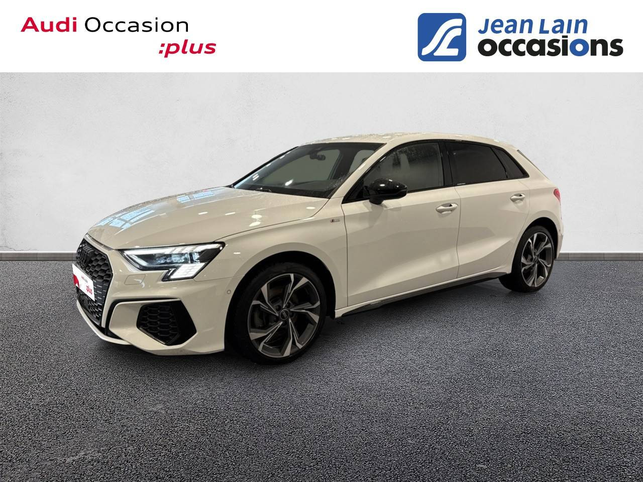 Vente en ligne AUDI A3 SPORTBACK A3 Sportback 40 TDI 200 S tronic 7 Quattro S Line de 2022 au prix de 35 990 €