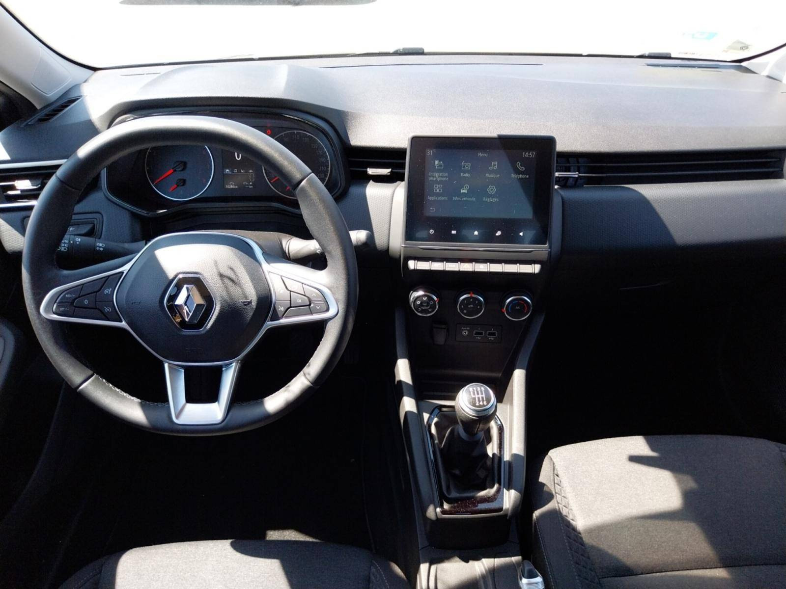 Vente en ligne Renault Clio 5 Clio TCe 90 au prix de 14 990 €