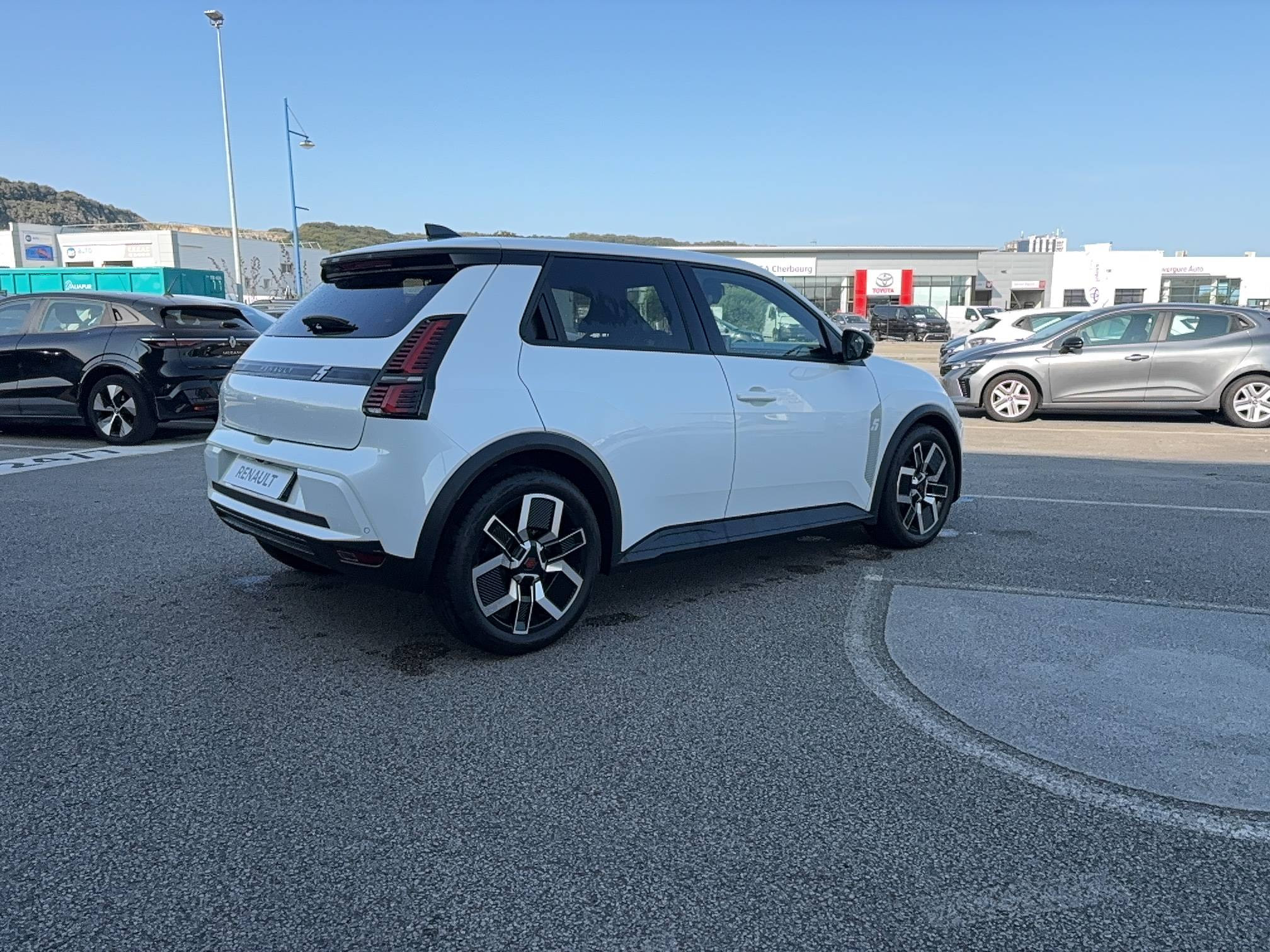 Vente en ligne Renault R5 E-Tech  150 ch autonomie confort au prix de 32 900 €