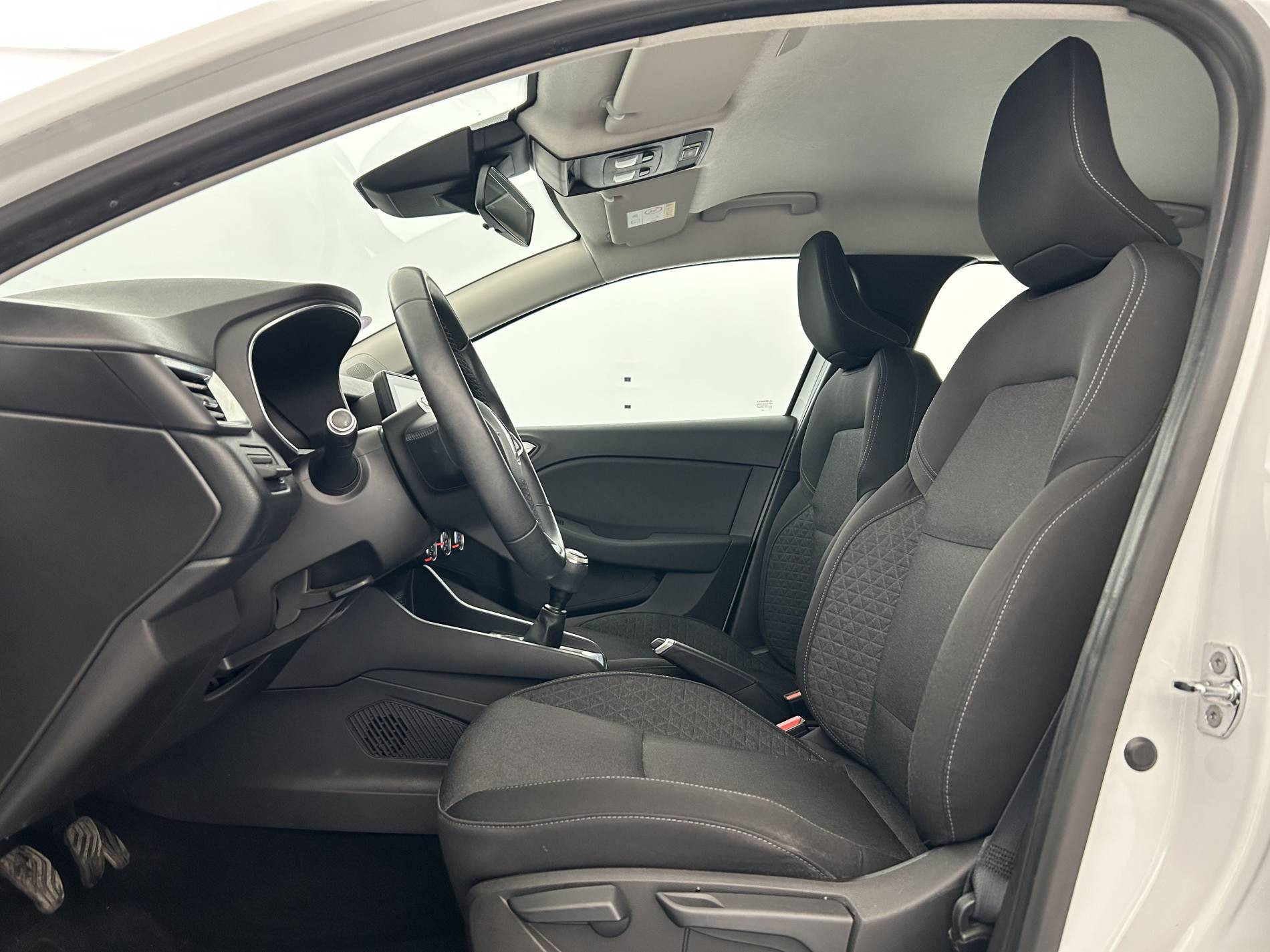 Vente en ligne Renault Clio 5 Clio SCe 75 au prix de 11 990 €