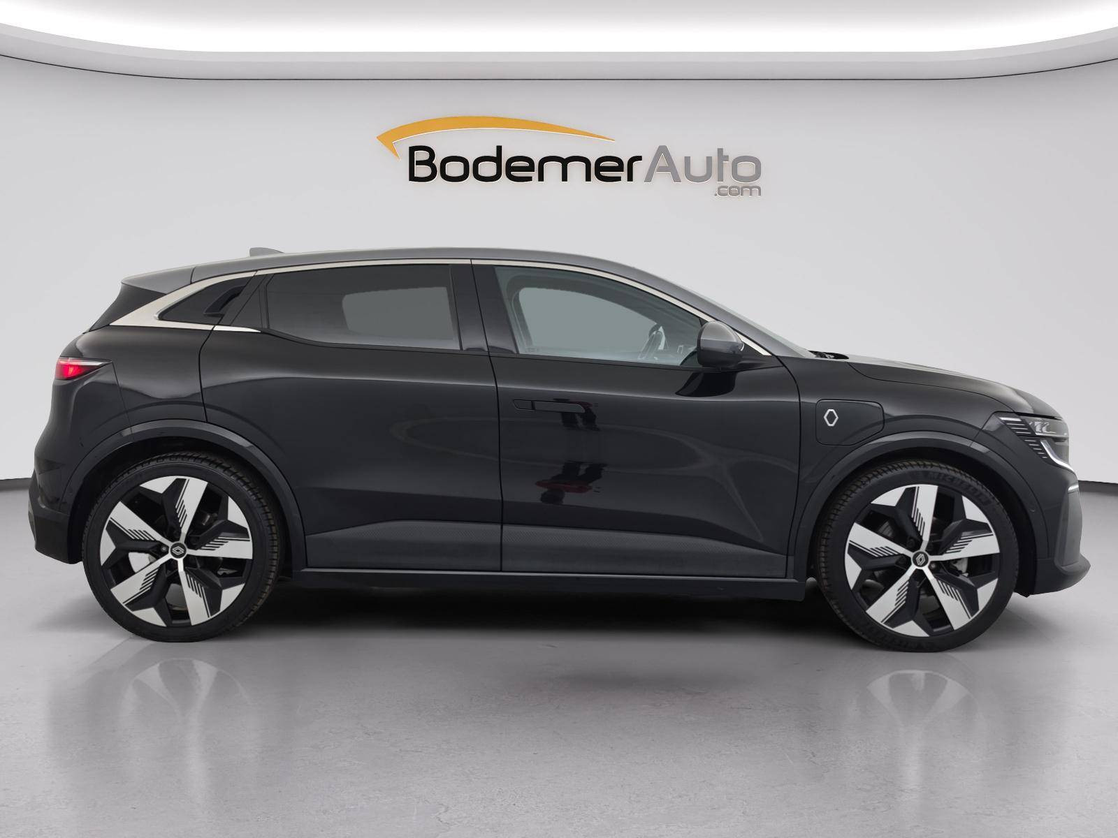 Vente en ligne Renault Megane E-Tech  EV60 220 ch super charge au prix de 25 900 €