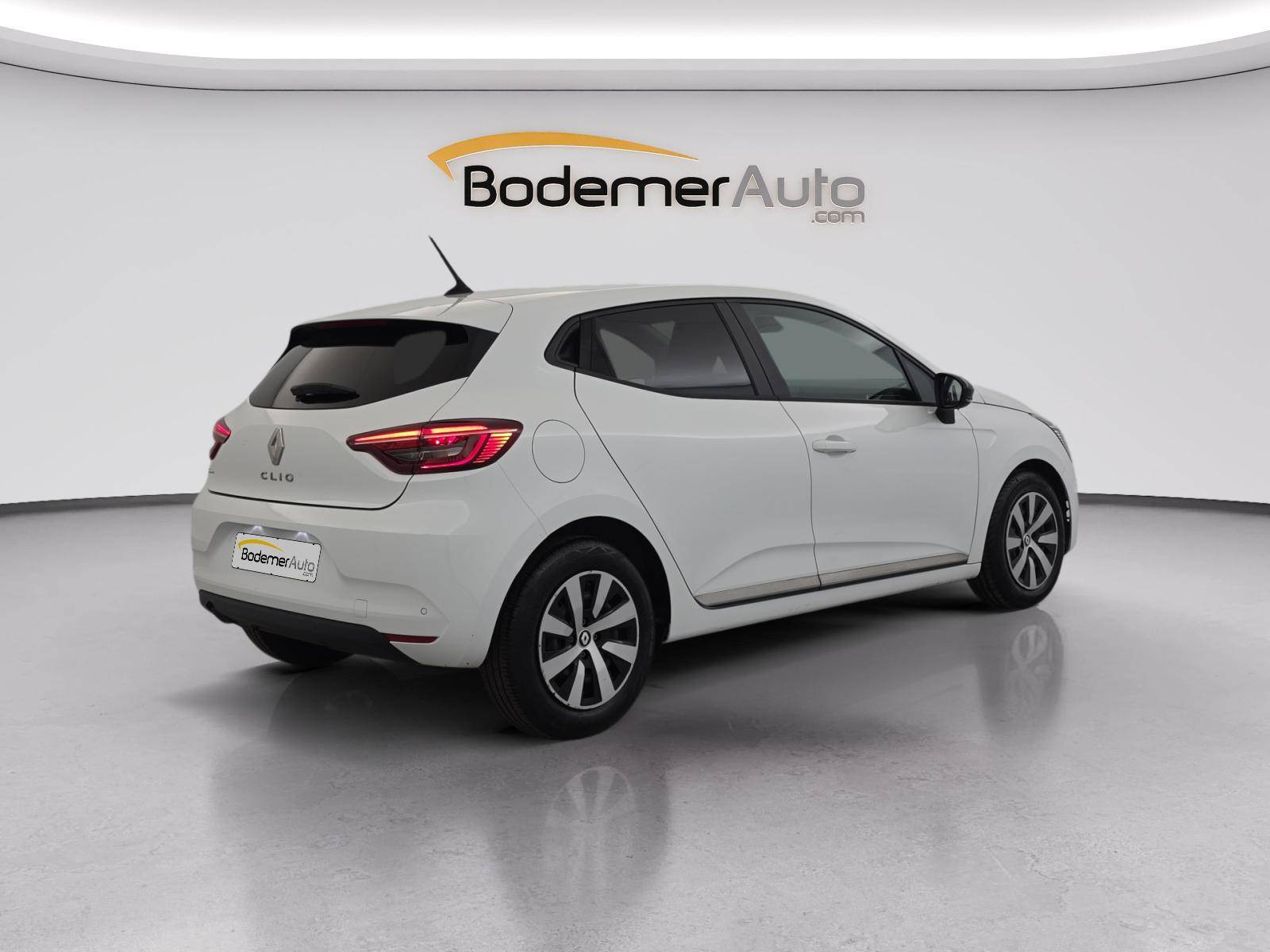 Vente en ligne Renault Clio 5 Clio TCe 90 au prix de 13 800 €