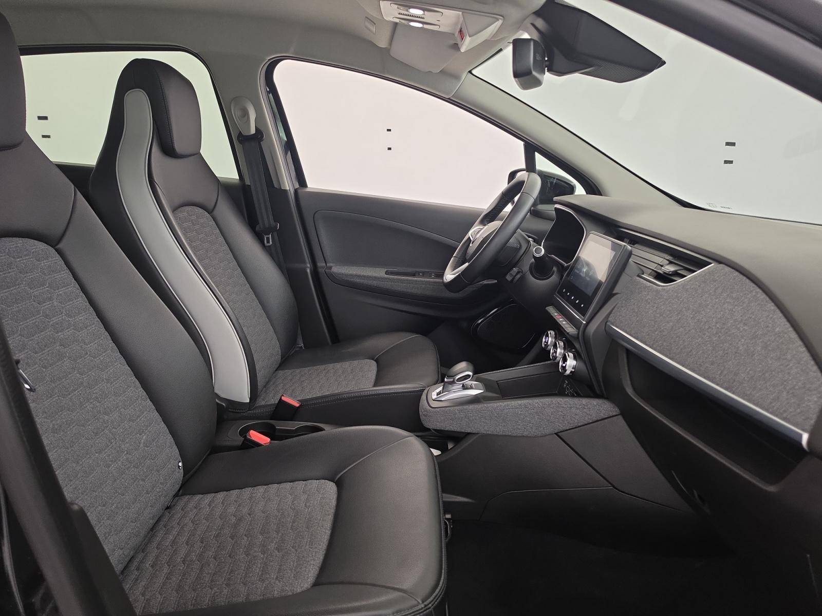 Vente en ligne Renault Zoé Zoe R135 - 22B au prix de 16 590 €