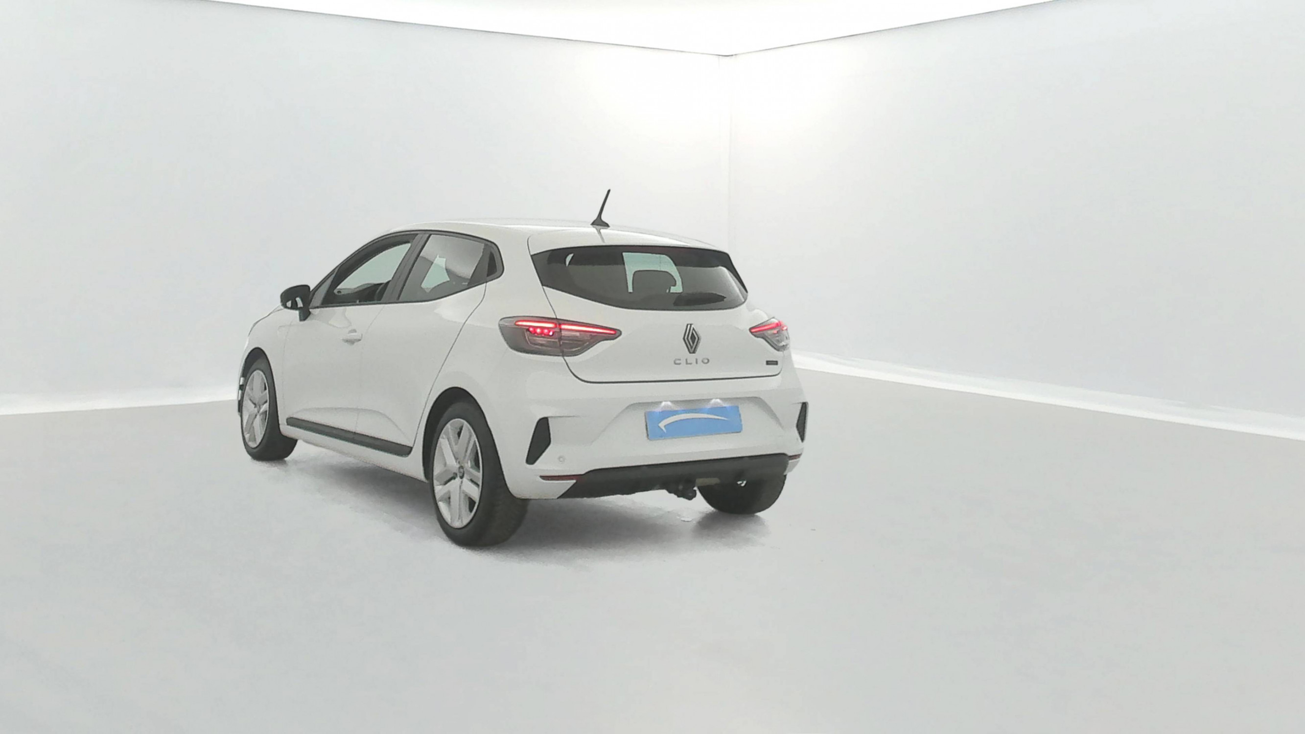 Vente en ligne Renault Clio 5 Clio E-Tech full hybrid 145 au prix de 18 290 €