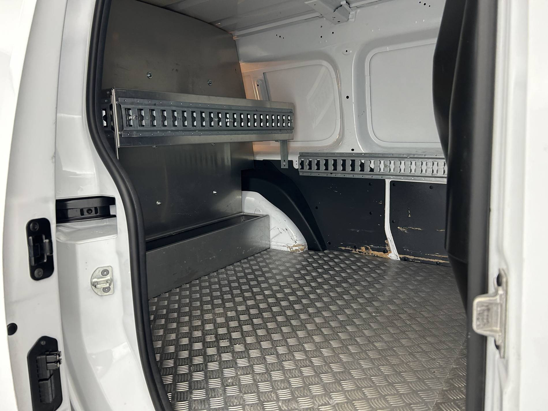 Vente en ligne Renault Kangoo Express  GRAND VOLUME BLUE DCI 115 au prix de 12 490 €