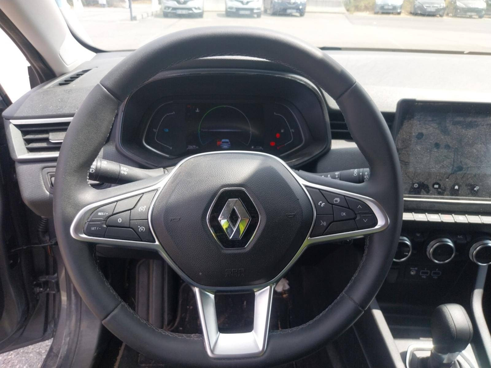 Vente en ligne Renault Clio 5 Clio E-Tech full hybrid 145 au prix de 16 990 €
