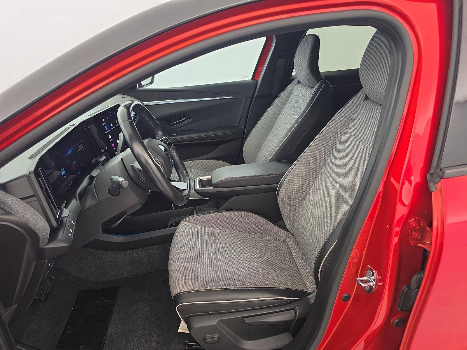 Vente en ligne Renault Megane E-Tech  EV60 220 ch super charge au prix de 22 990 €