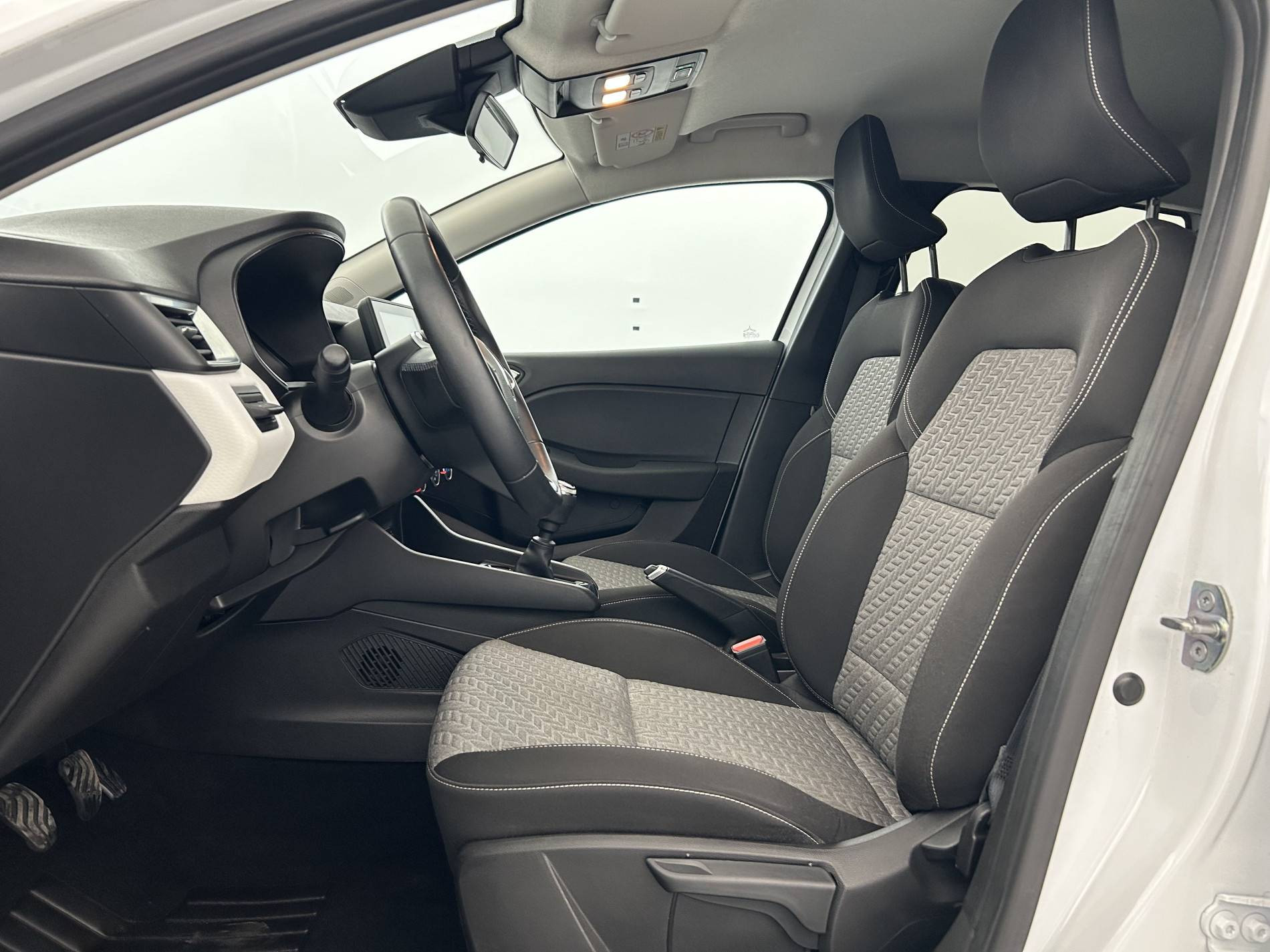 Vente en ligne Renault Clio 5 Clio TCe 90 au prix de 14 490 €