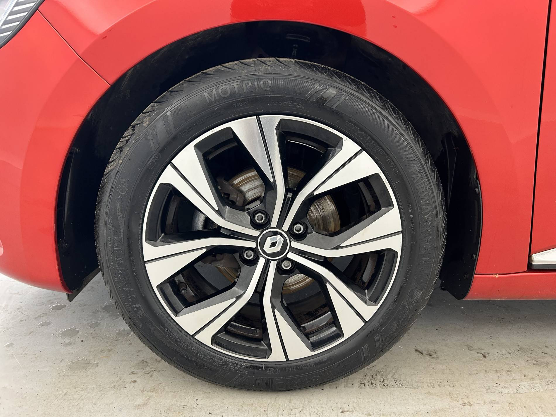 Vente en ligne Renault Clio 5 Clio TCe 90 - 21N au prix de 13 990 €