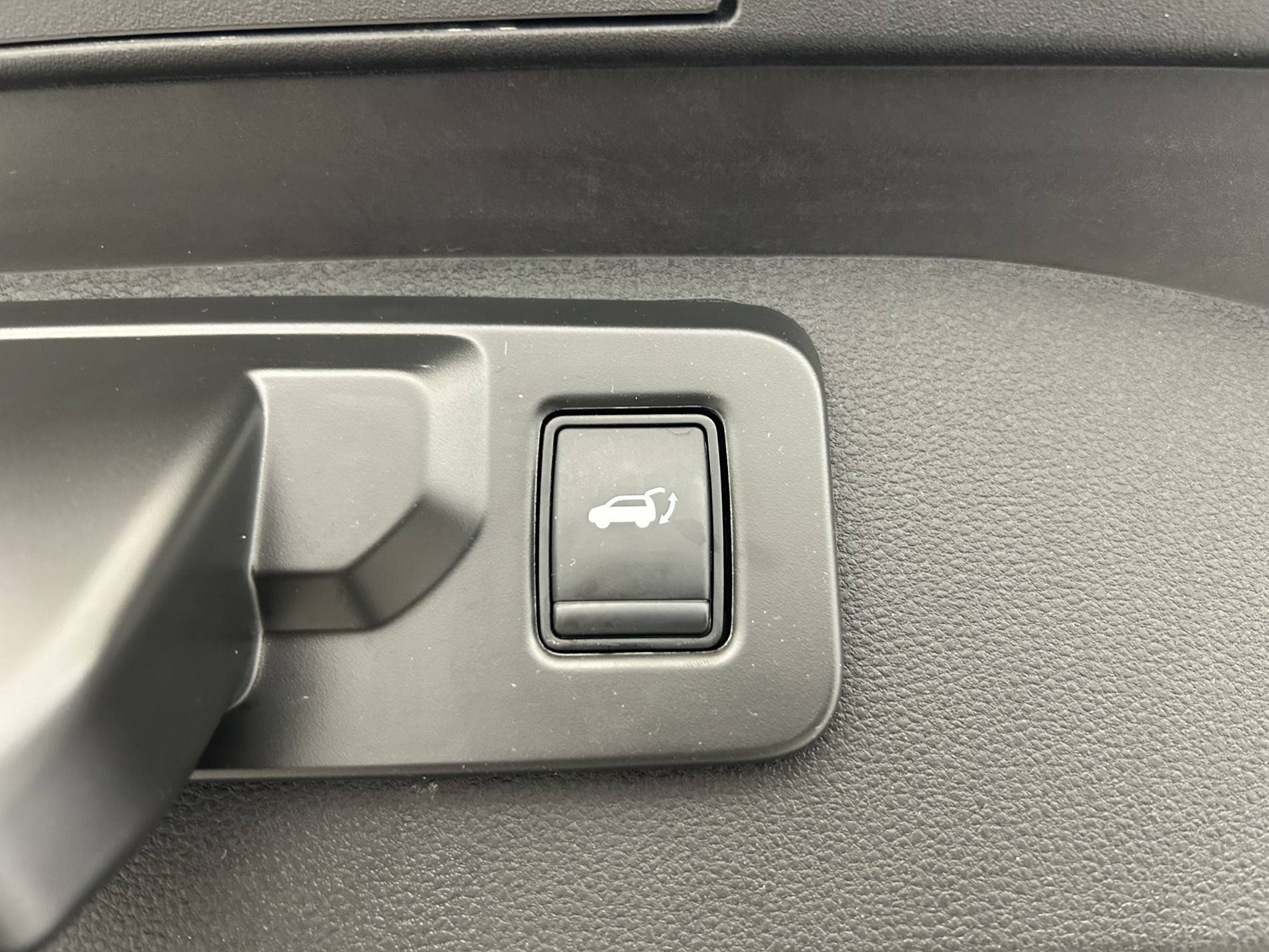 Vente en ligne Renault Scenic E-Tech Scenic E-Tech électrique 220 ch grande autonomie au prix de 42 990 €