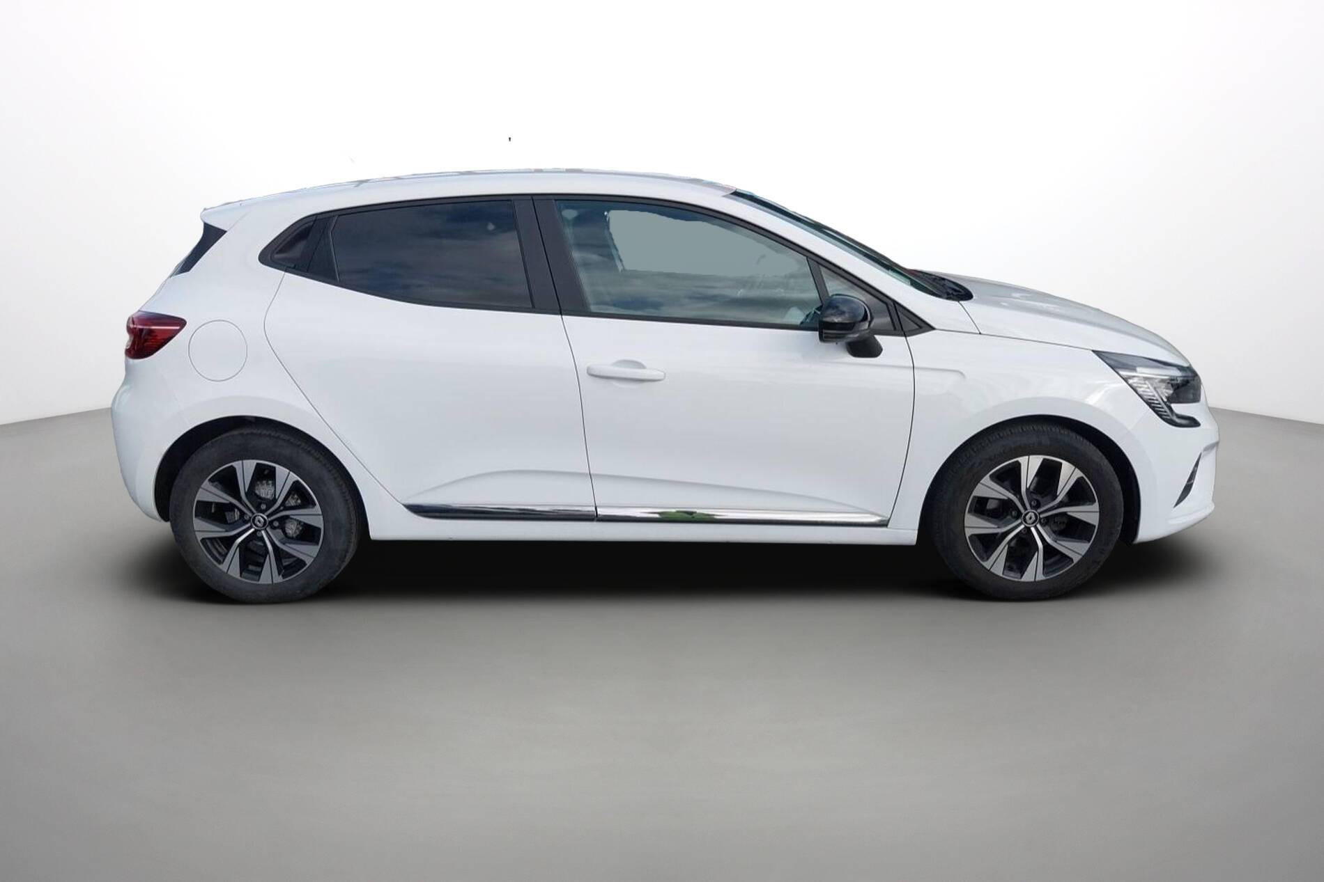 Vente en ligne Renault Clio 5 Clio TCe 90 au prix de 15 290 €