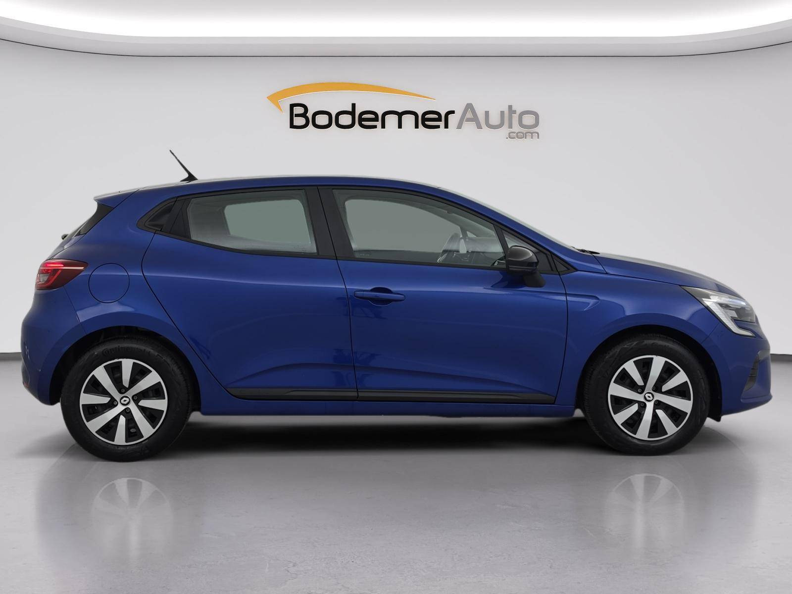Vente en ligne Renault Clio 5 Clio E-Tech full hybrid 145 au prix de 17 900 €