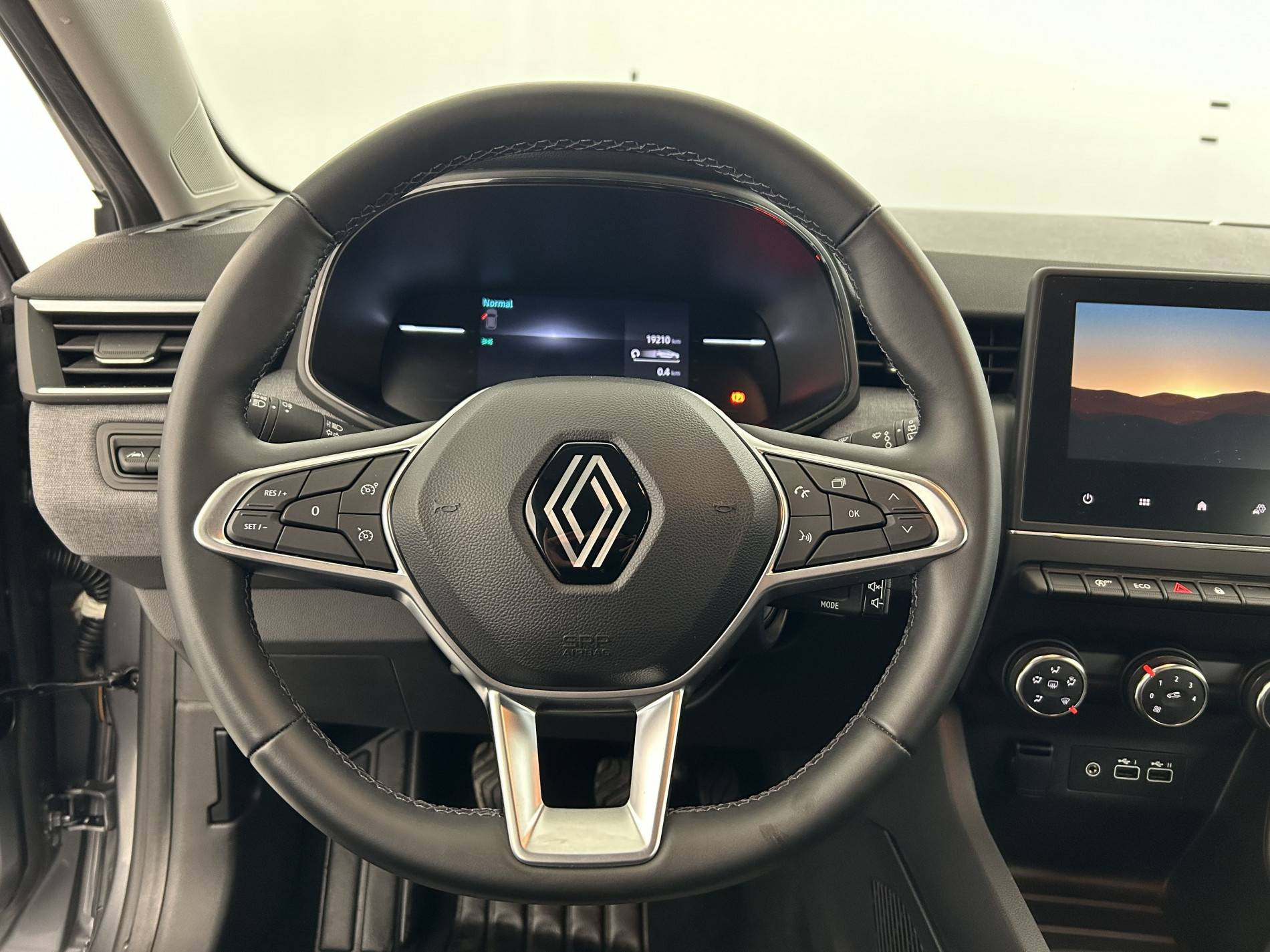 Vente en ligne Renault Clio 5 Clio TCe 90 au prix de 15 490 €