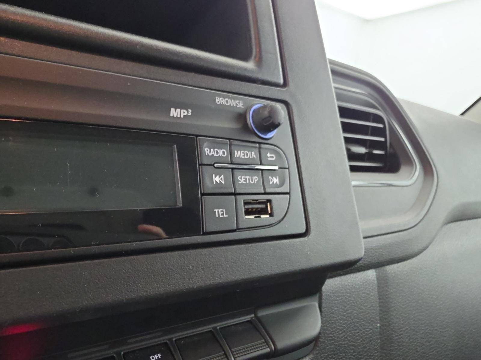 Vente en ligne Renault Master Fourgon MASTER FGN TRAC F3500 L2H2 BLUE DCI 135 au prix de 22 990 €