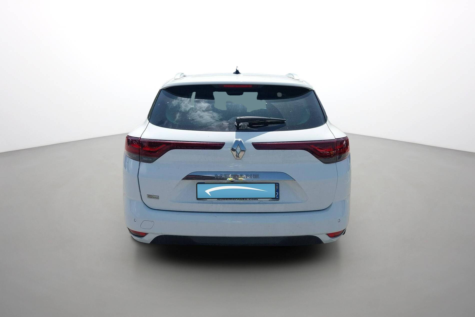 Vente en ligne Renault Megane 4 Estate  TCe 140 EDC au prix de 18 950 €