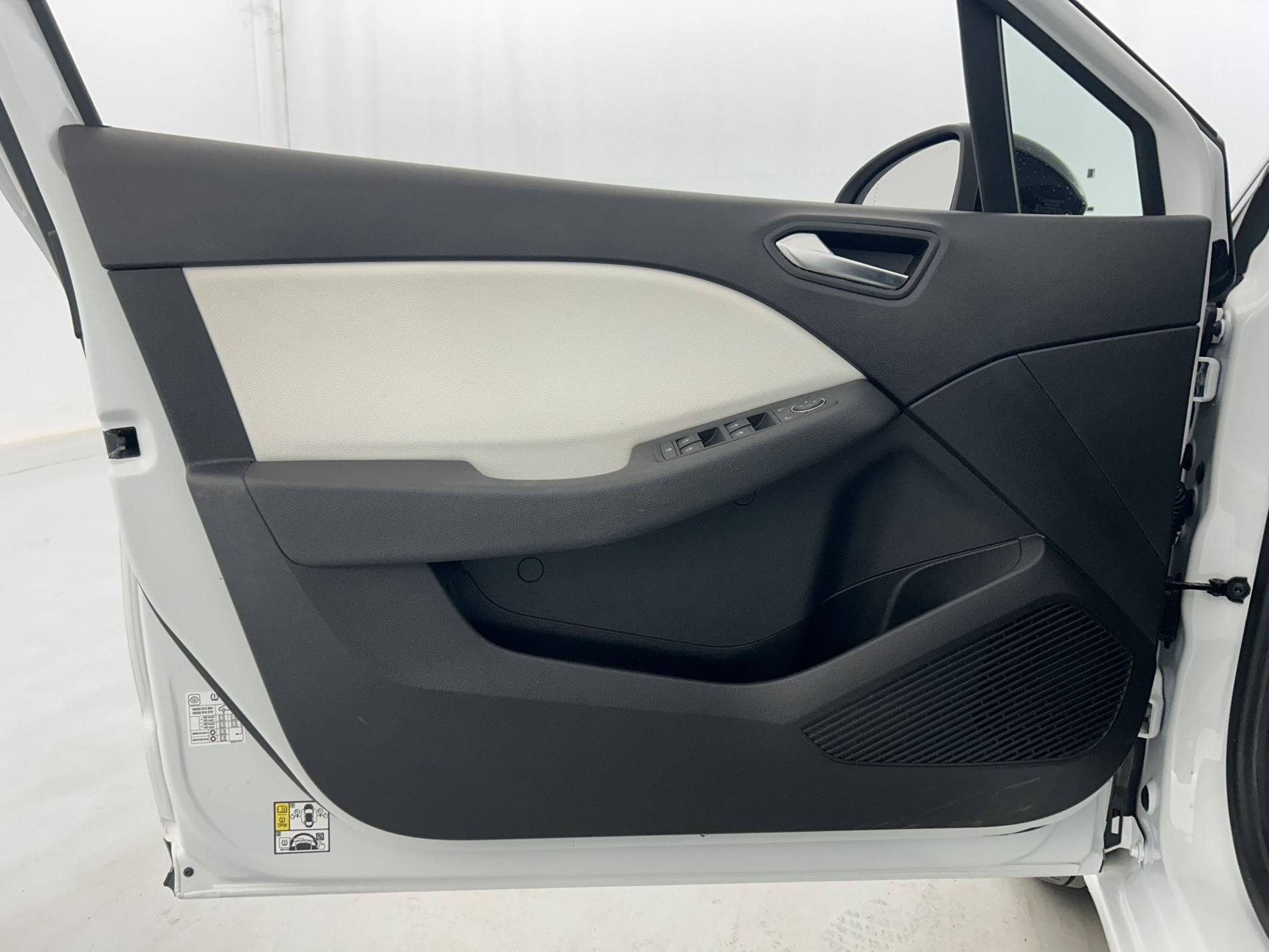 Vente en ligne Renault Clio 5 Clio TCe 90 au prix de 15 990 €