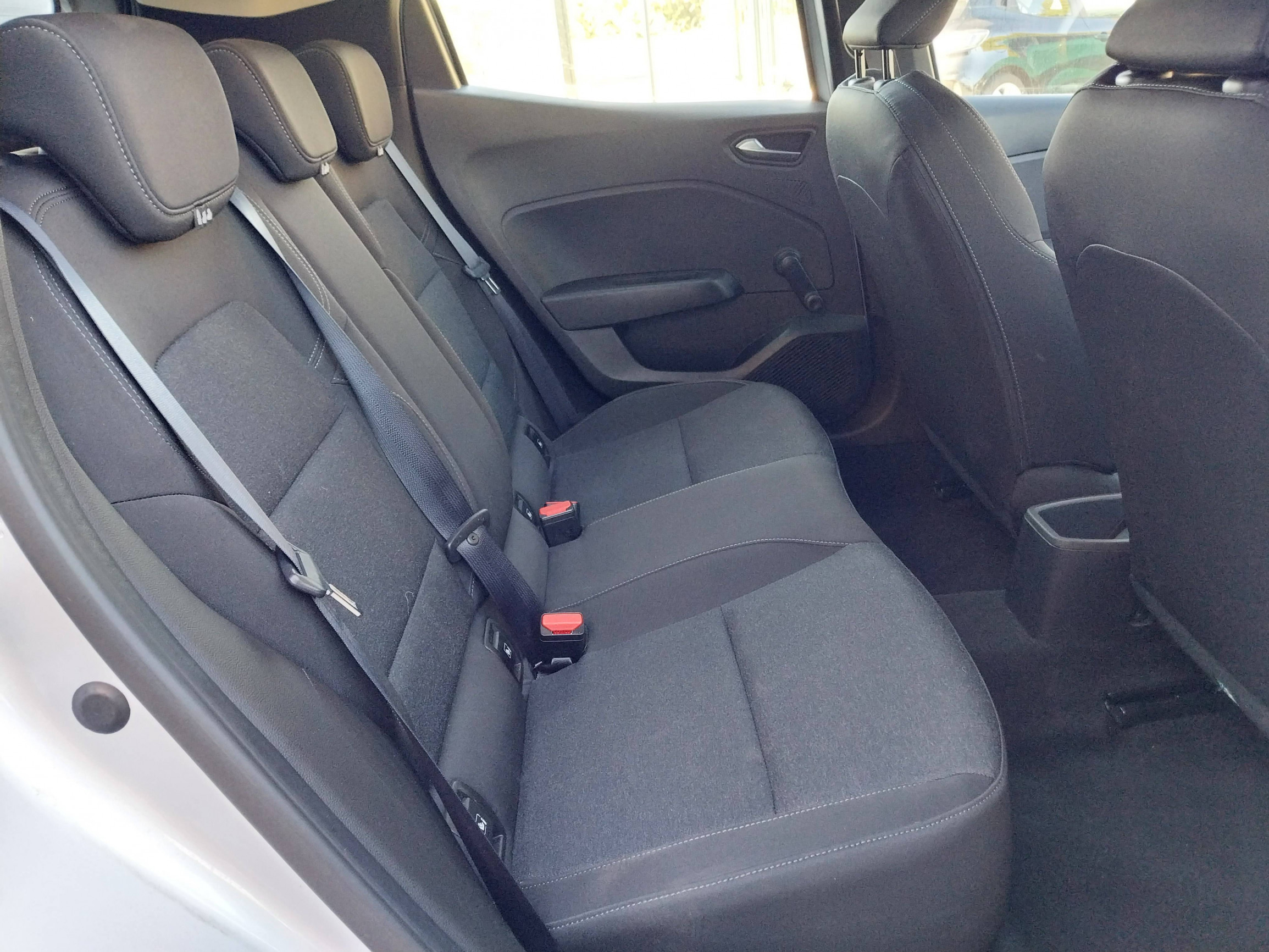 Vente en ligne Renault Clio 5 Clio TCe 90 au prix de 13 300 €