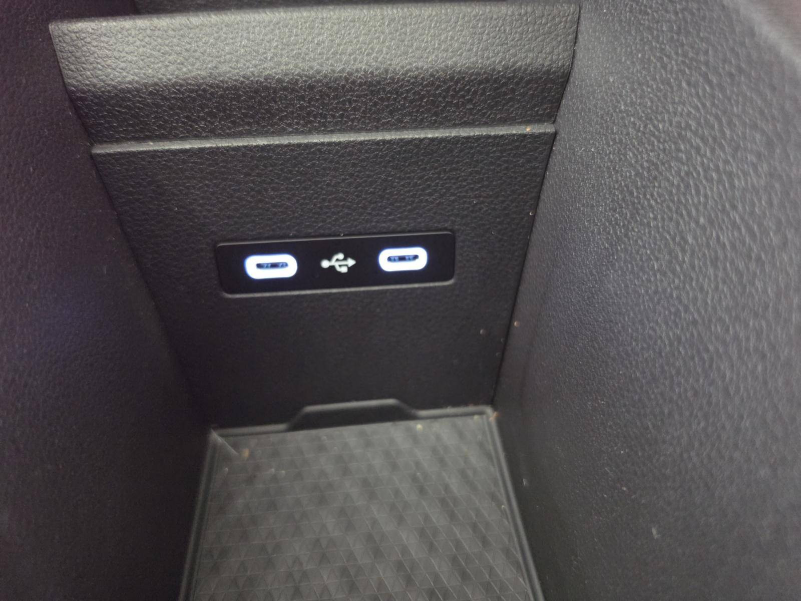 Vente en ligne Renault Megane E-Tech  EV60 220 ch super charge au prix de 22 990 €