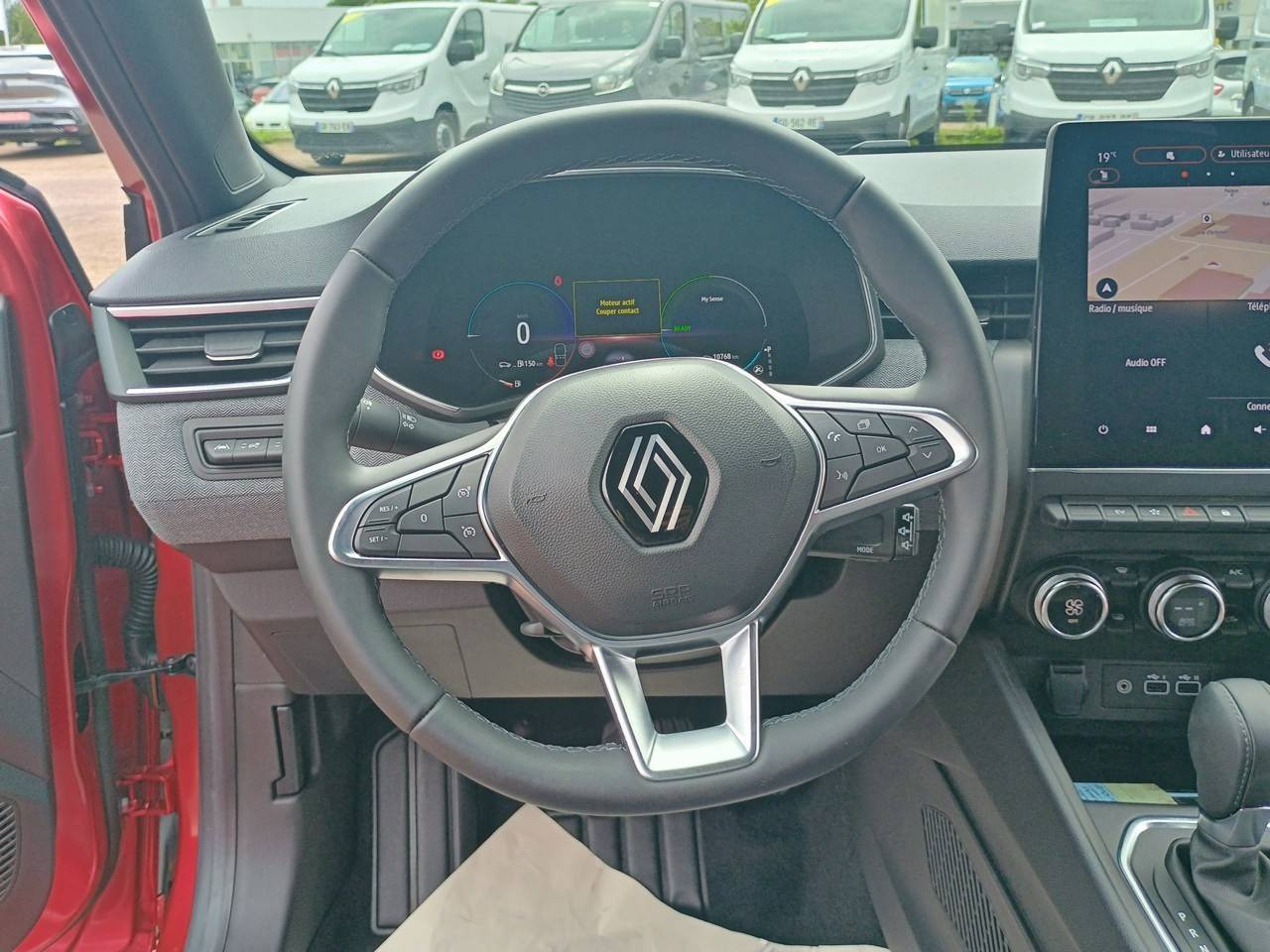 Vente en ligne Renault Clio 5 Clio E-Tech full hybrid 145 au prix de 19 990 €