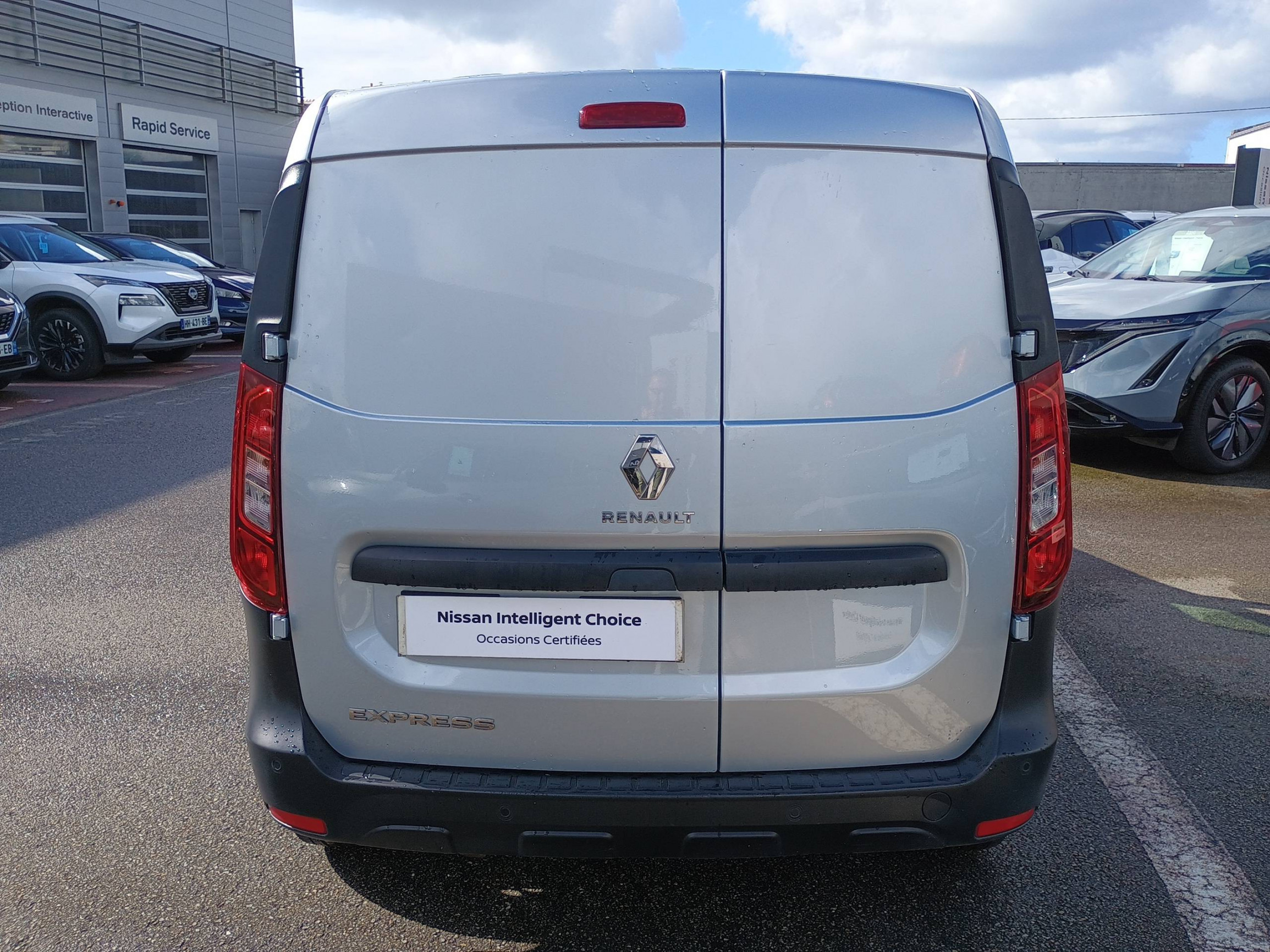 Vente en ligne Renault Express Van  TCE 100 au prix de 11 900 €