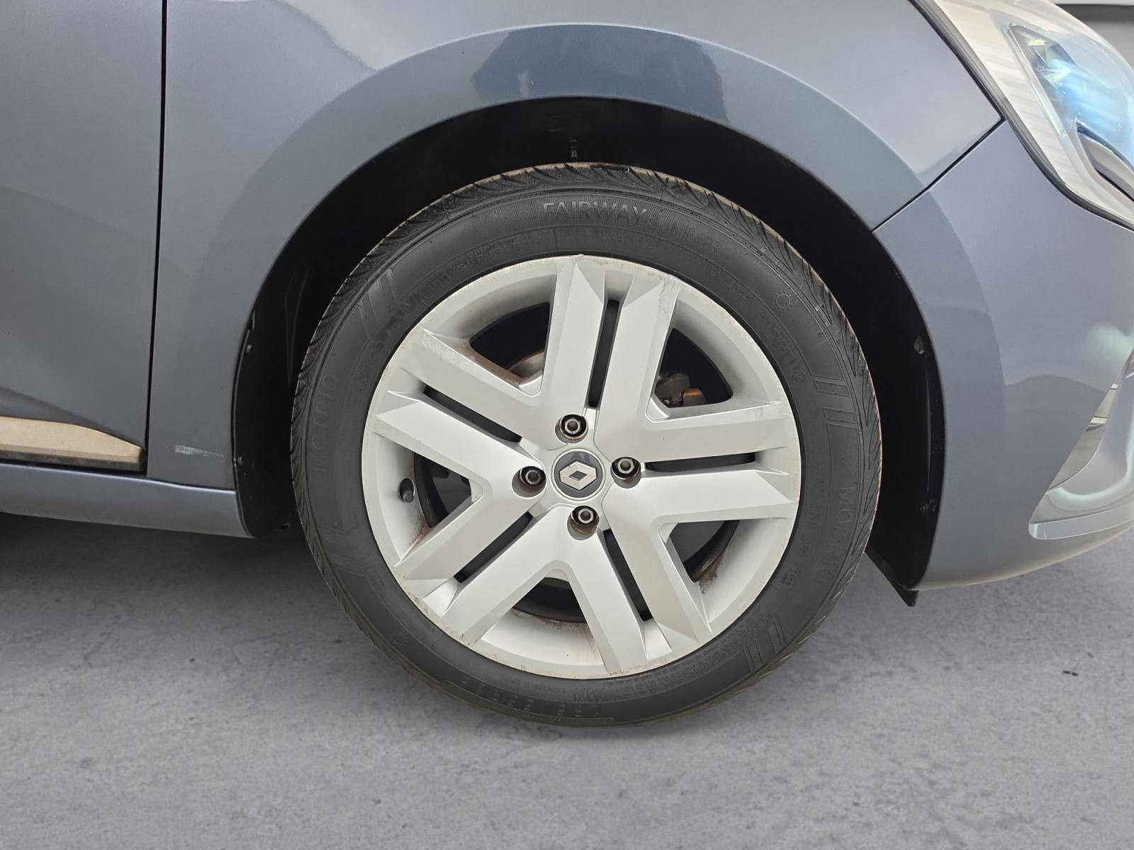 Vente en ligne Renault Clio 5 Clio TCe 100 au prix de 11 490 €