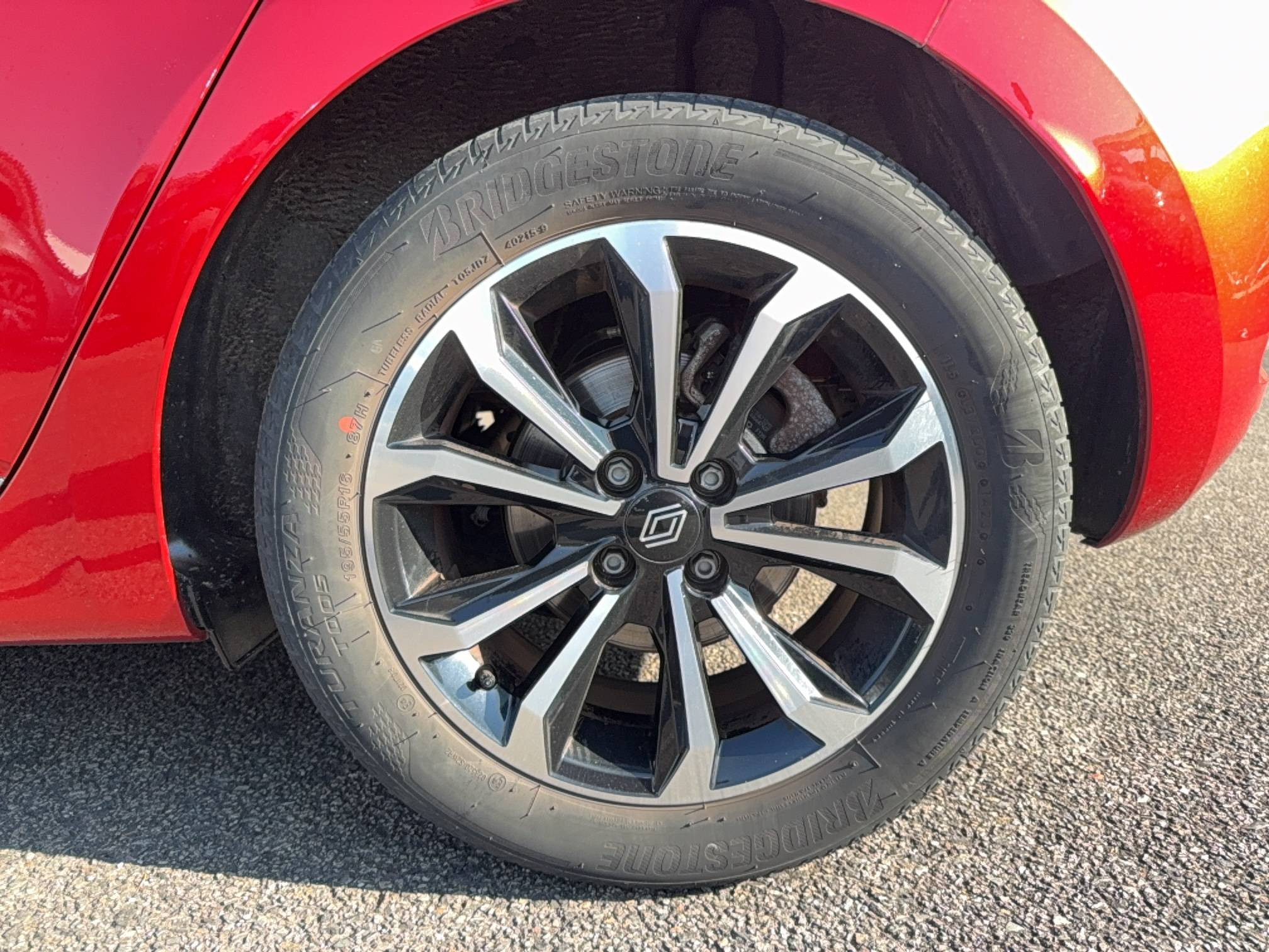 Vente en ligne Renault Clio 5 Clio E-Tech full hybrid 145 au prix de 17 990 €