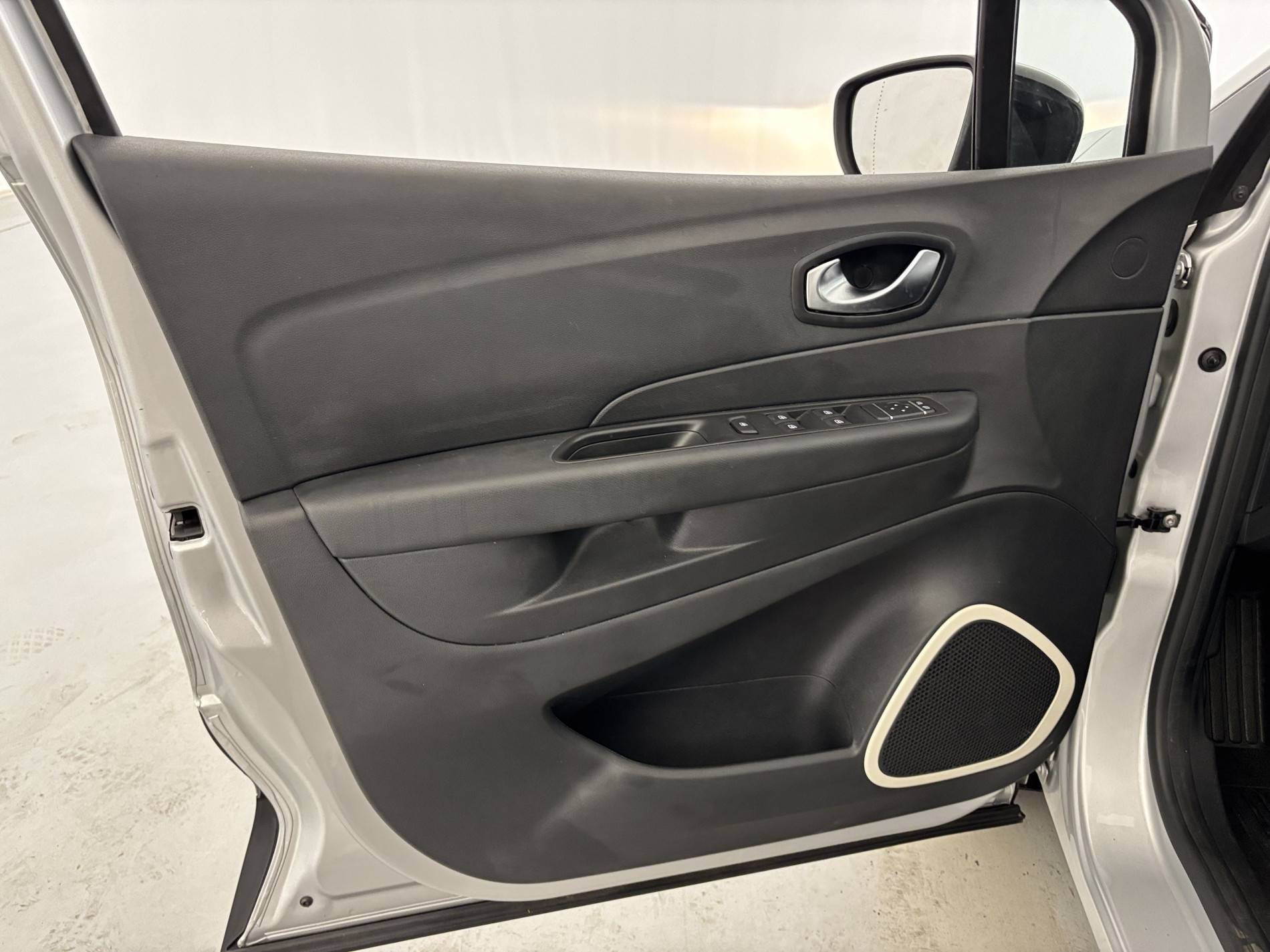 Vente en ligne Renault Captur Captur TCe 90 - 19 au prix de 11 990 €