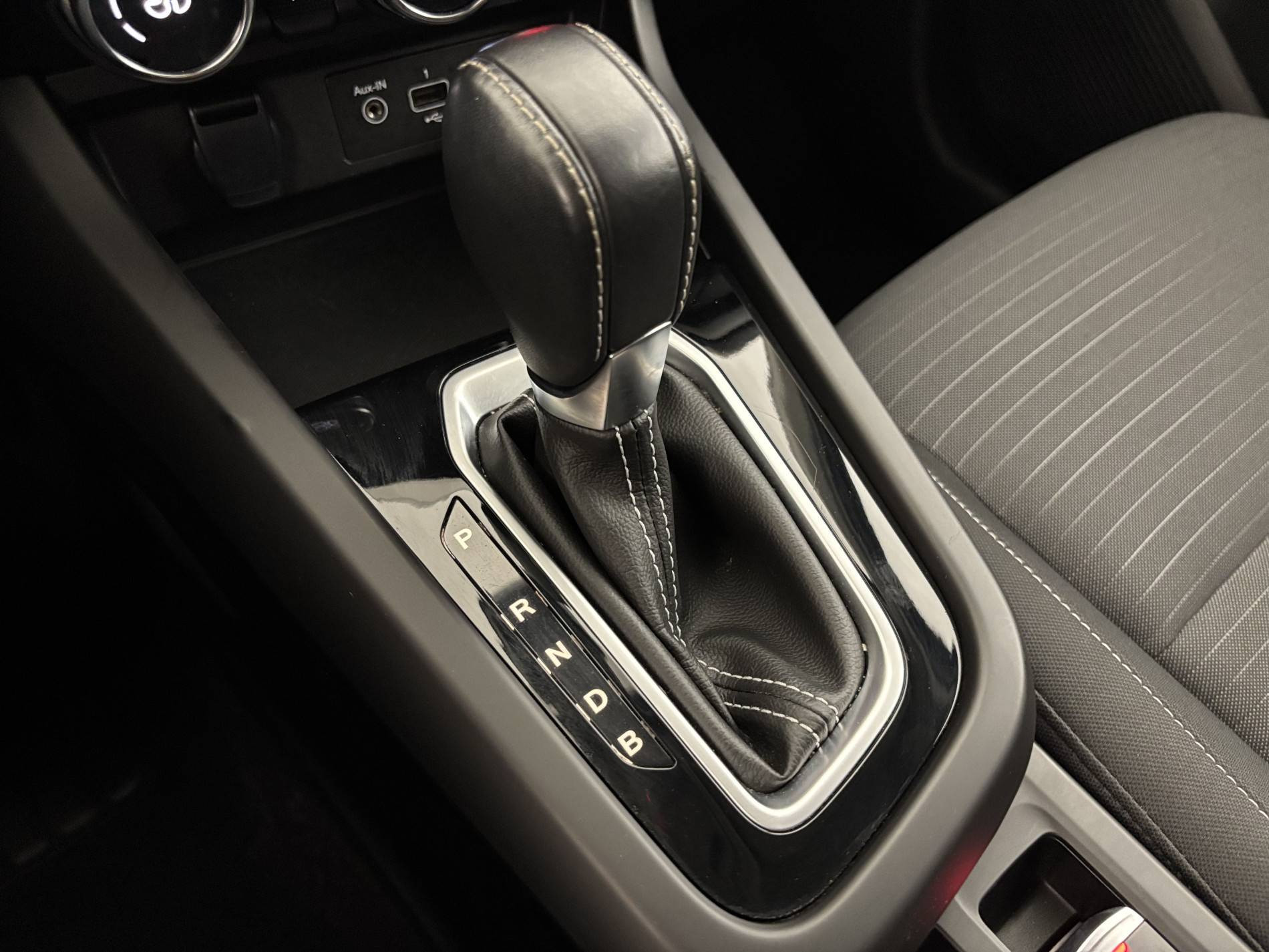 Vente en ligne Renault Arkana  E-Tech hybride 145 - 22 au prix de 18 490 €