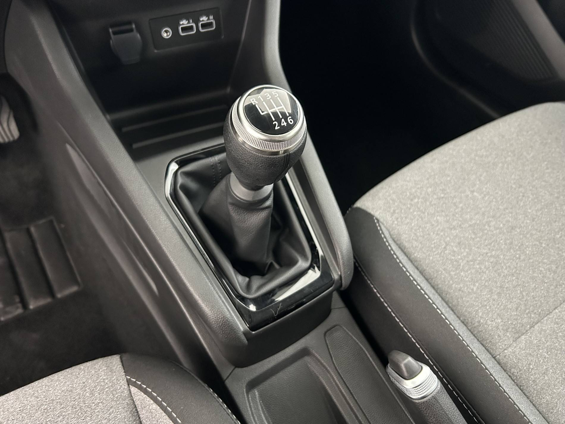 Vente en ligne Renault Clio 5 Clio Blue dCi 100 ch GSR2 au prix de 19 290 €