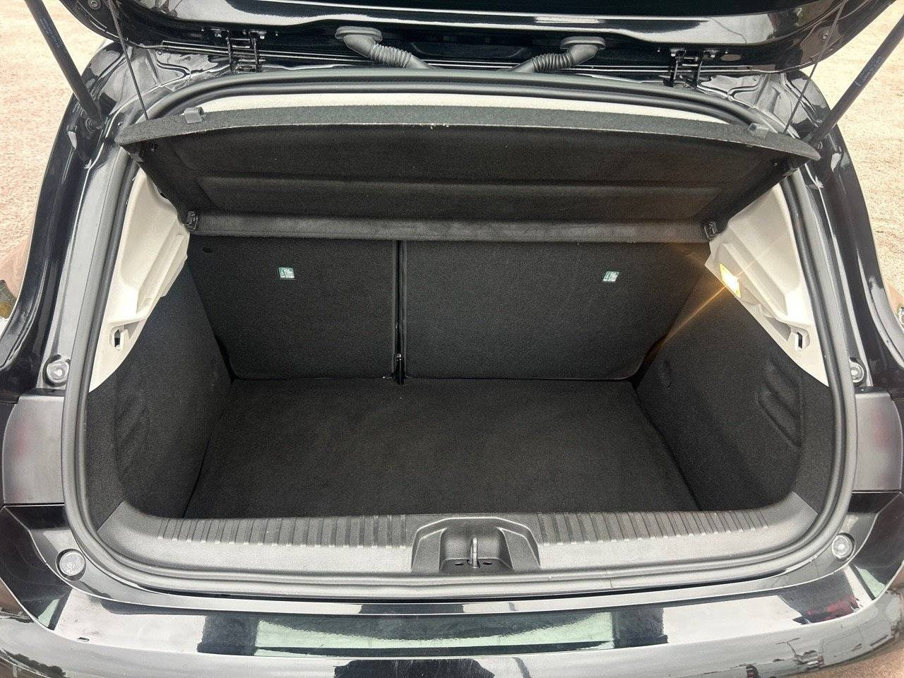 Vente en ligne Renault Clio 5 Clio E-Tech 140 - 21N au prix de 14 990 €