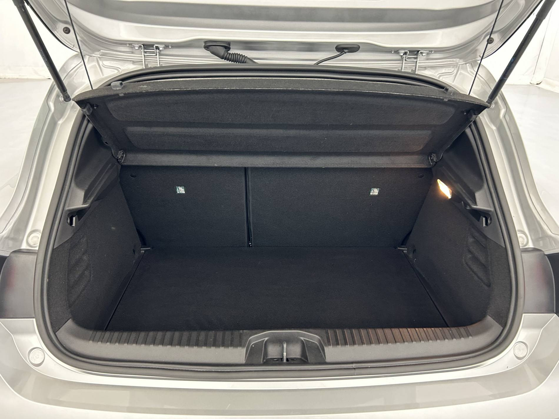 Vente en ligne Renault Clio 5 Clio TCe 90 au prix de 14 990 €