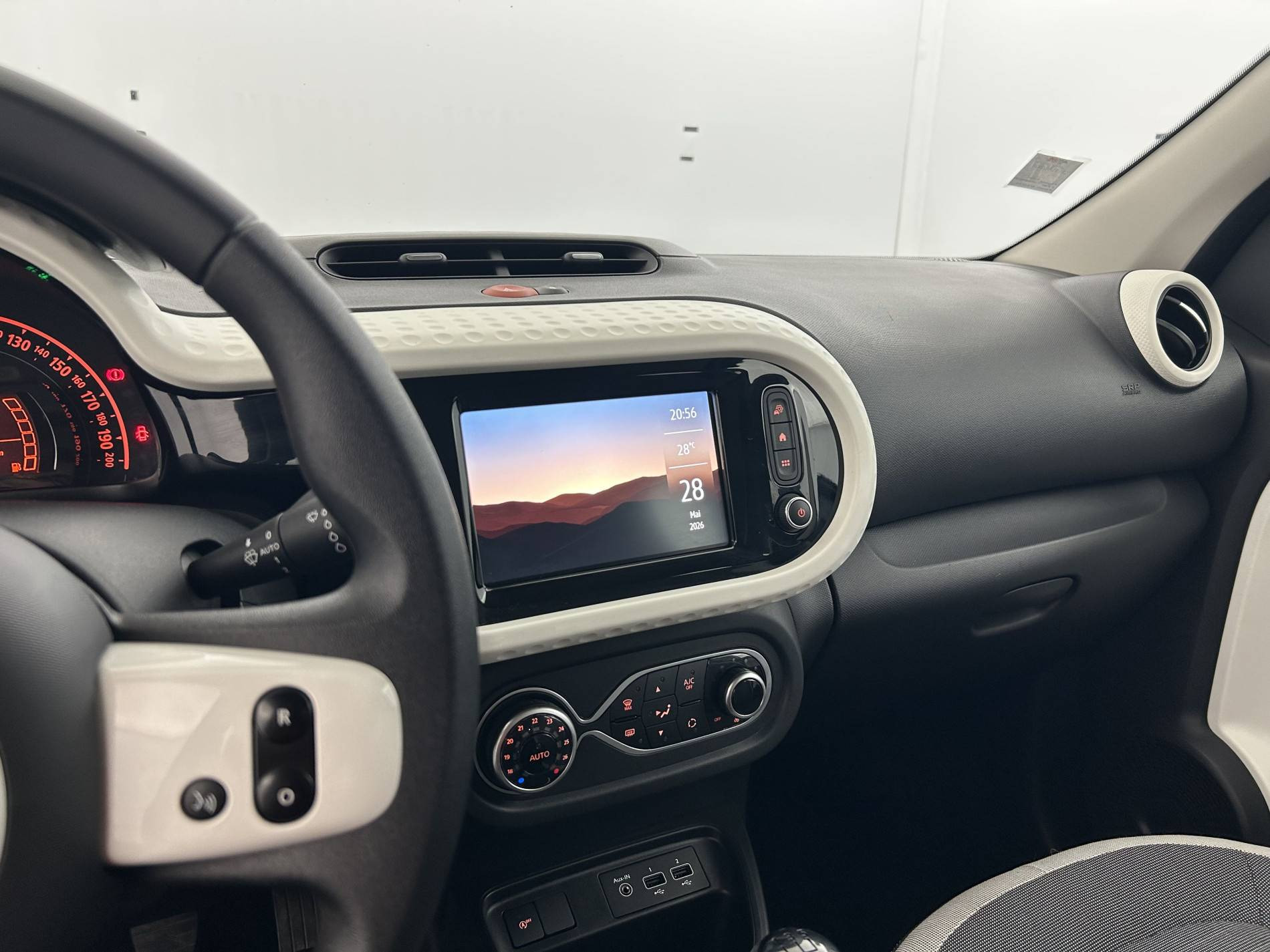 Vente en ligne Renault Twingo 3  SCe 65 - 21 au prix de 10 690 €