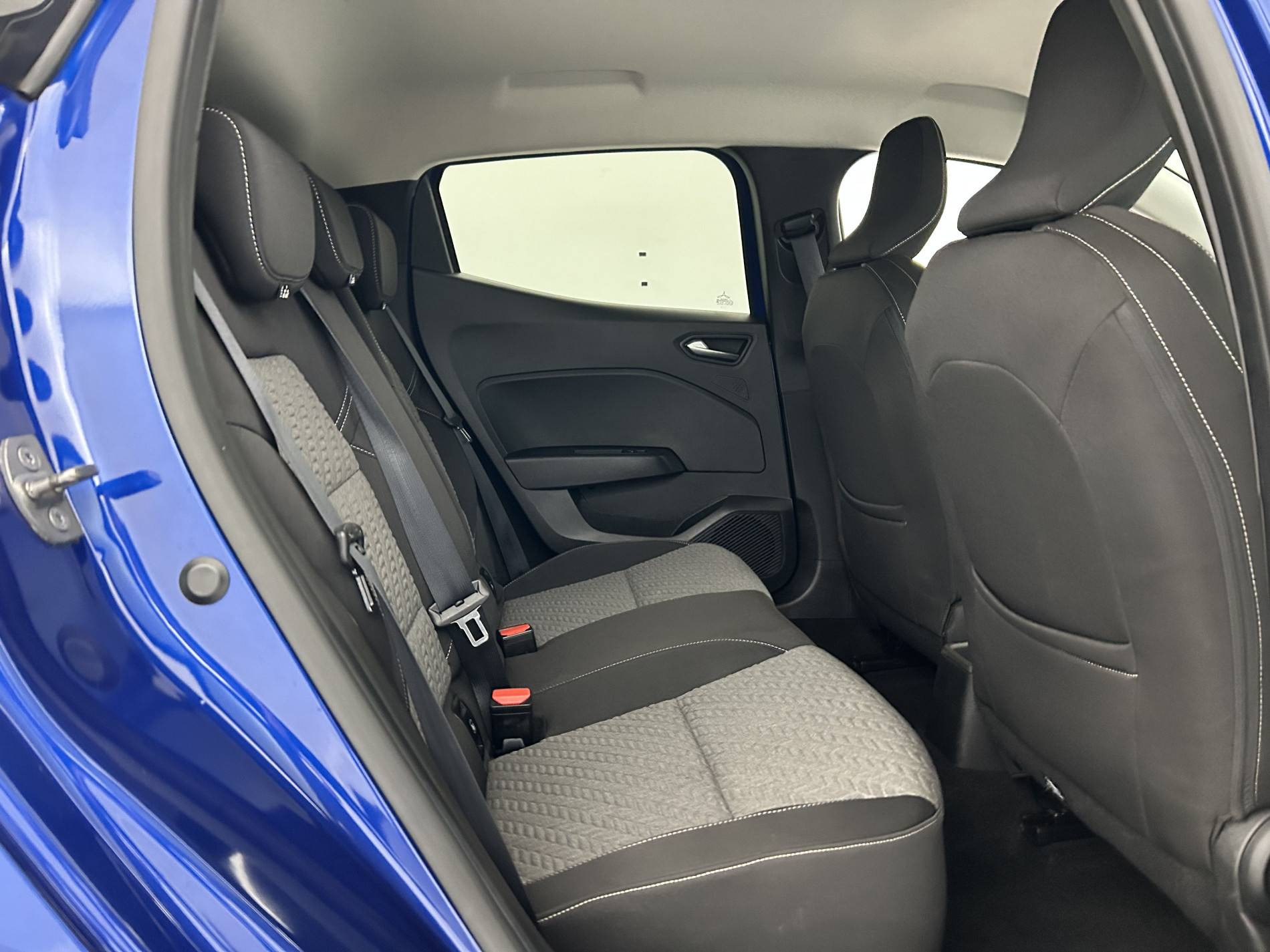 Vente en ligne Renault Clio 5 Clio TCe 100 GPL au prix de 13 490 €