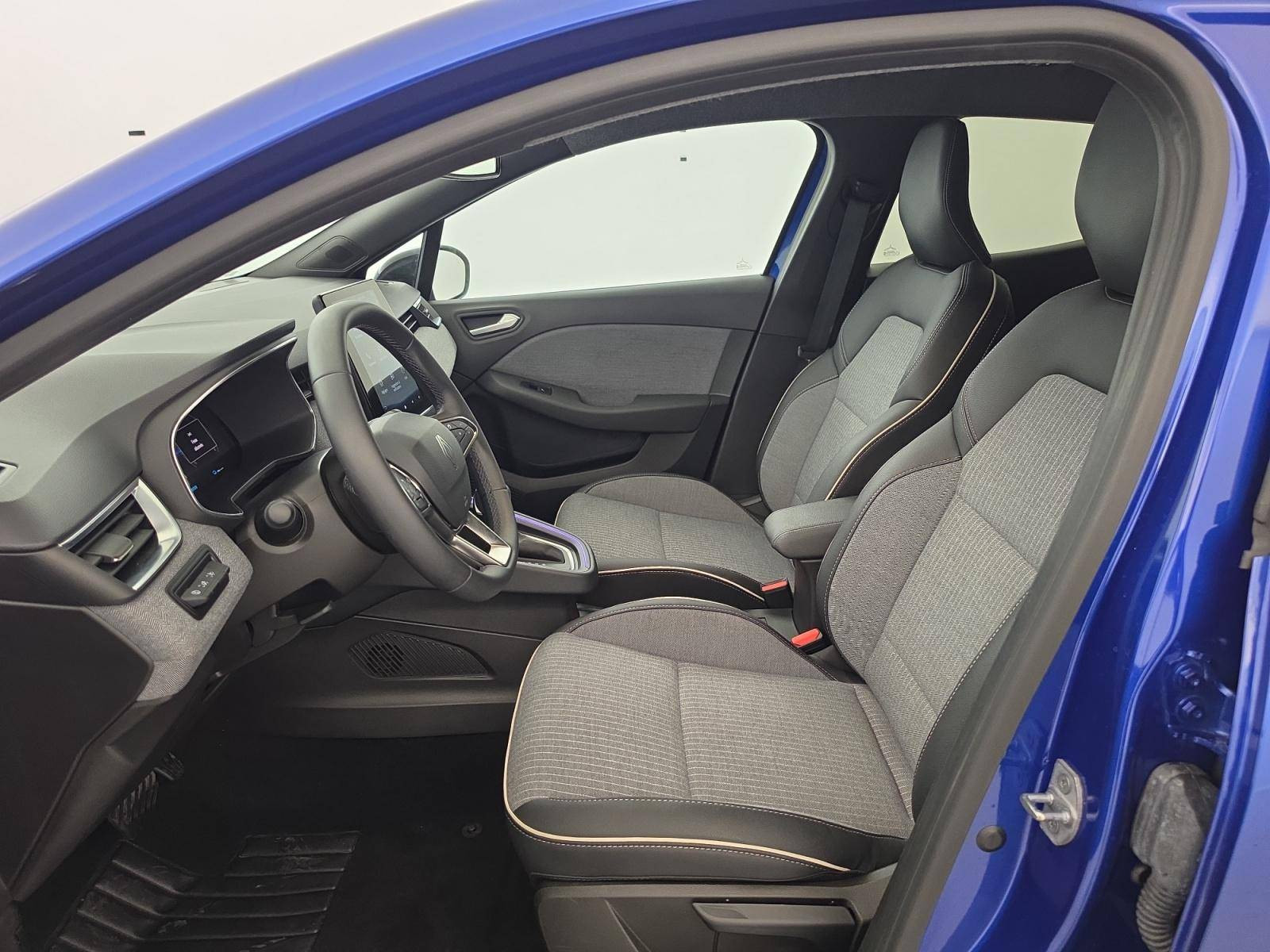 Vente en ligne Renault Clio 5 Clio E-Tech full hybrid 145 ch GSR2 au prix de 21 390 €