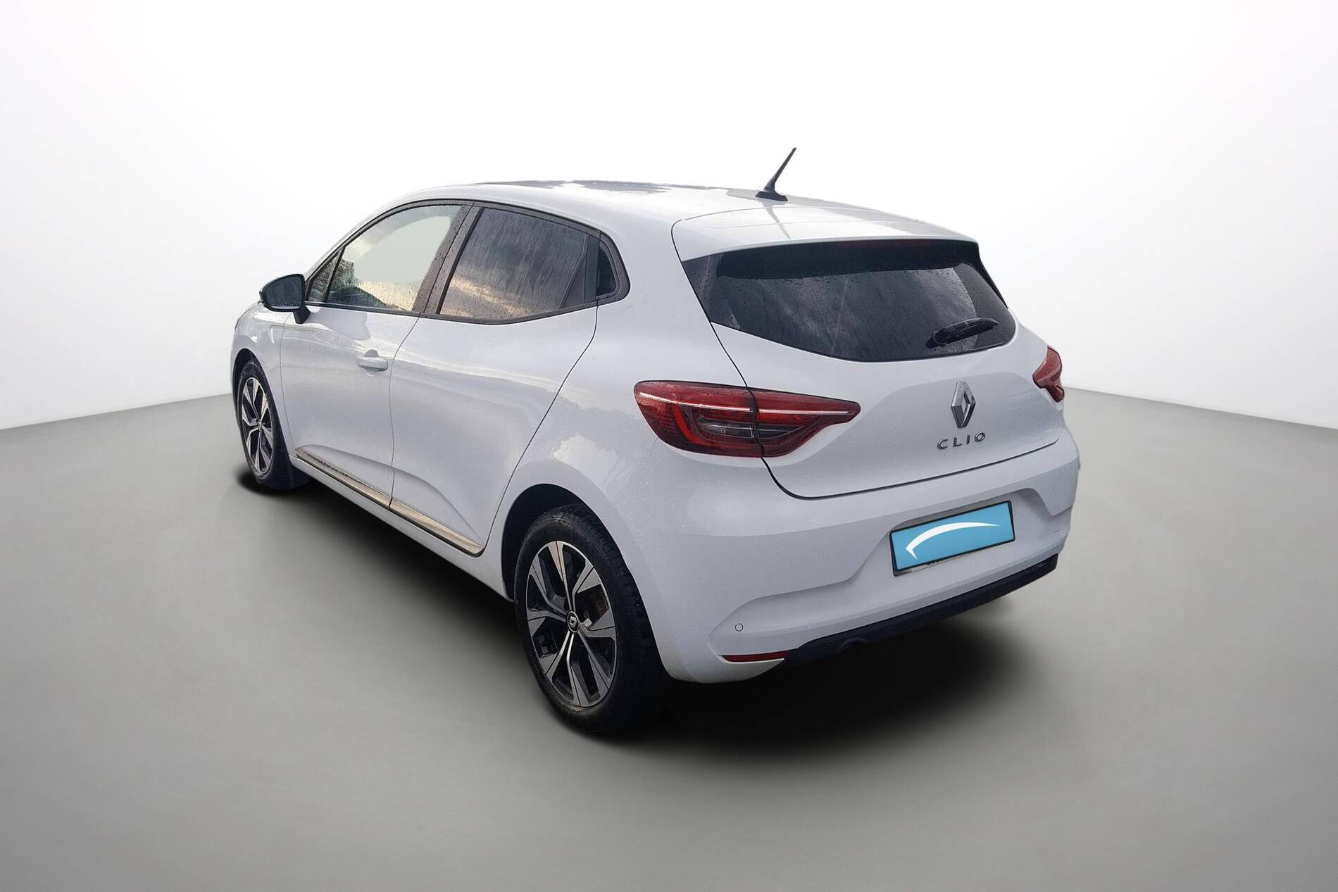 Vente en ligne Renault Clio 5 CLIO SOCIETE BLUE DCI 100 au prix de 14 990 €