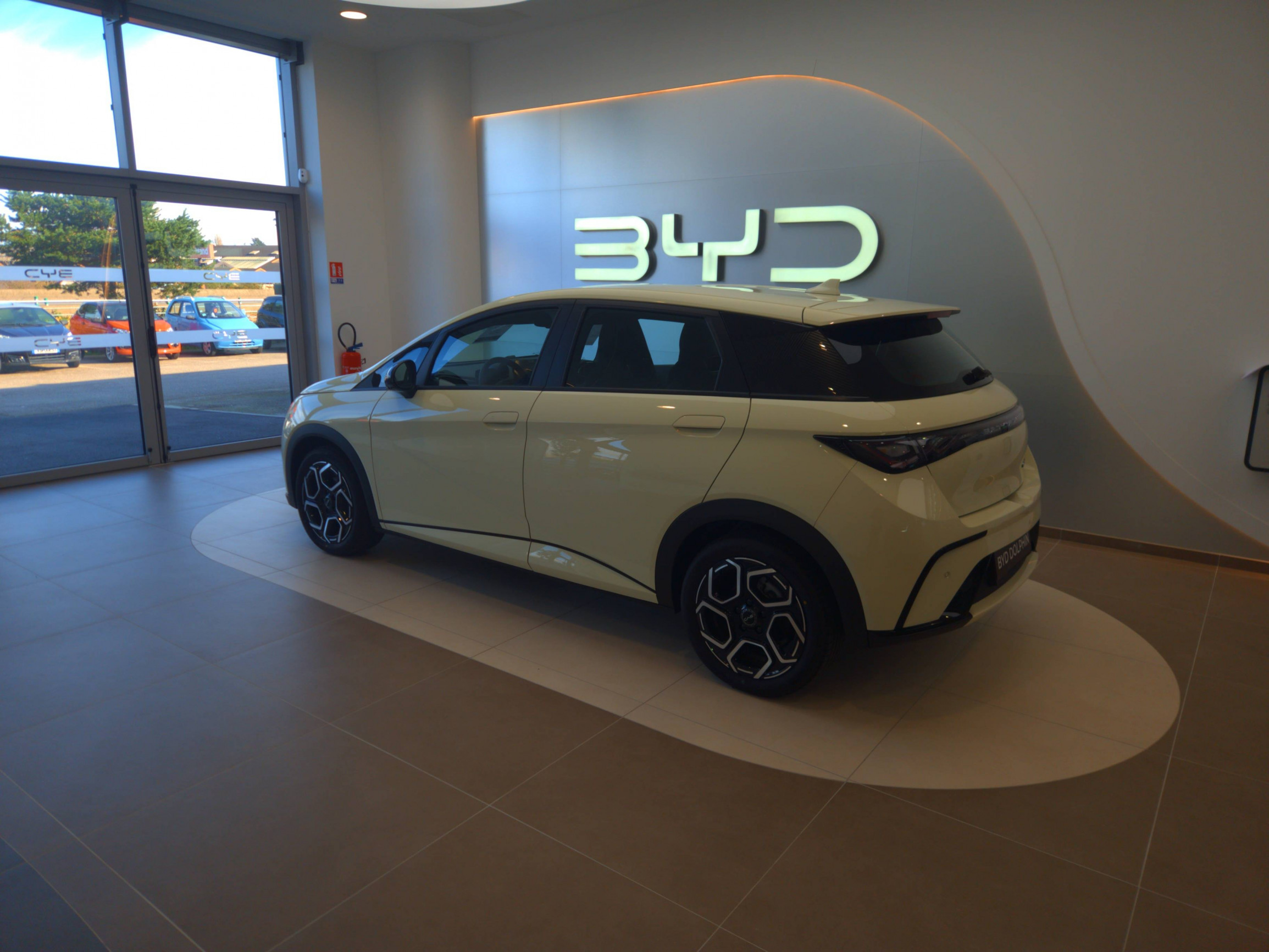 Vente en ligne Byd Dolphin  60,4 kWh 204 ch au prix de 27 990 €
