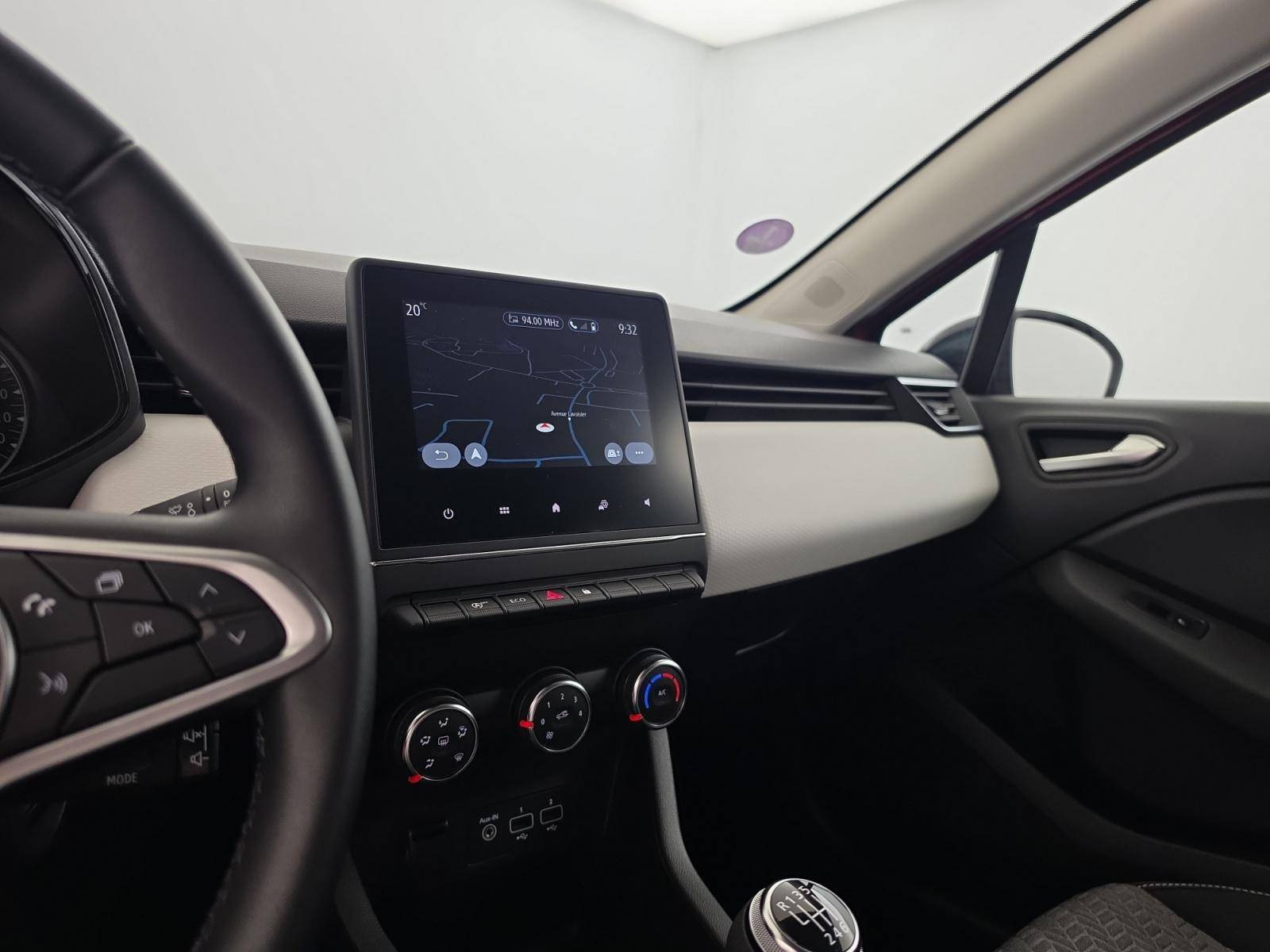 Vente en ligne Renault Clio 5 Clio TCe 90 au prix de 14 890 €