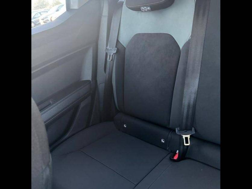 Vente en ligne Dacia Duster  Hybrid-G 150 4x4 au prix de 30 490 €