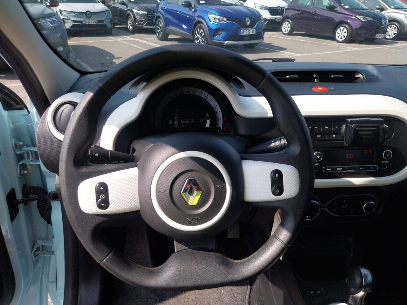 Vente en ligne Renault Twingo Electrique Twingo III E-Tech au prix de 11 900 €