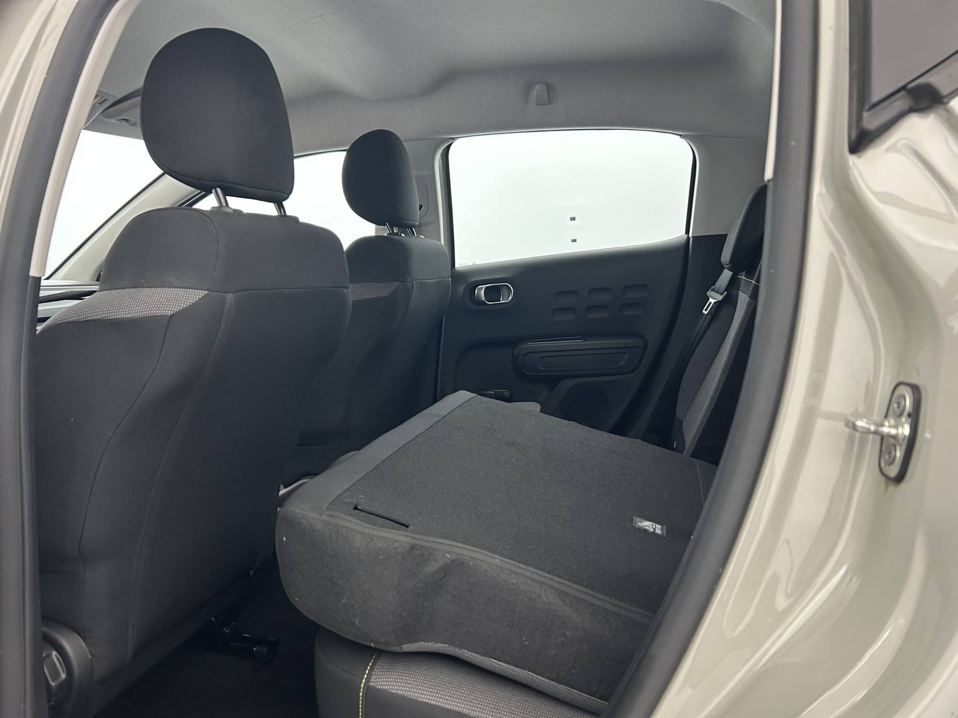 Vente en ligne Citroën C3  BlueHDi 100 BVM6 au prix de 10 990 €
