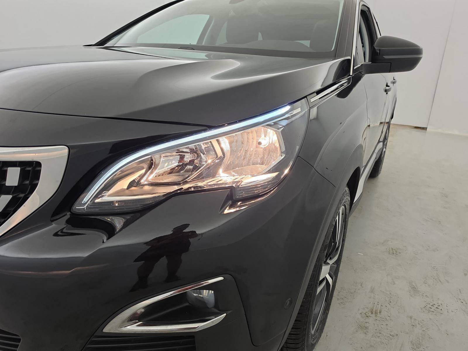 Vente en ligne Peugeot 3008  BlueHDi 130ch S&S EAT8 au prix de 17 990 €
