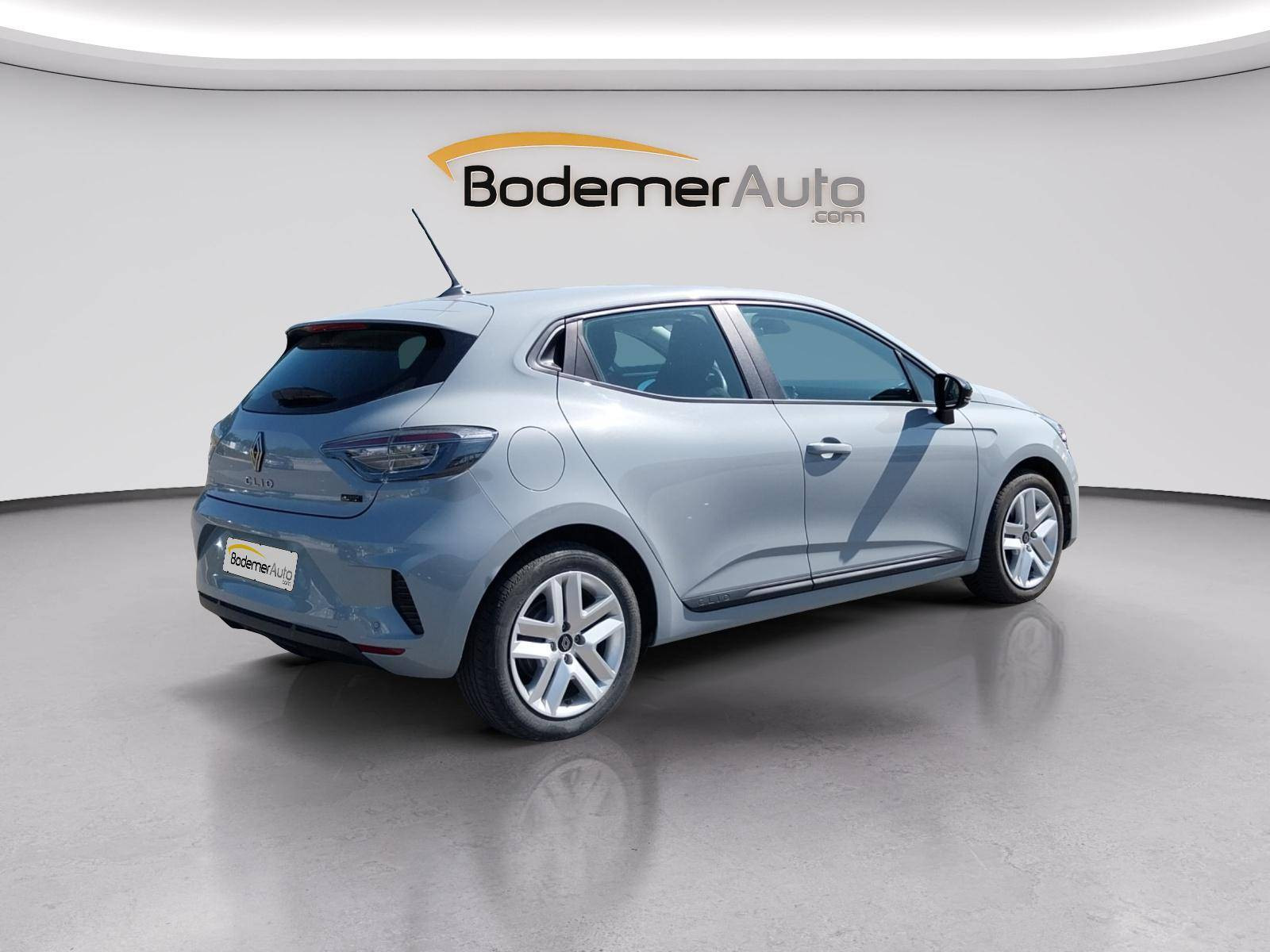 Vente en ligne Renault Clio 5 Clio E-Tech full hybrid 145 au prix de 18 991 €