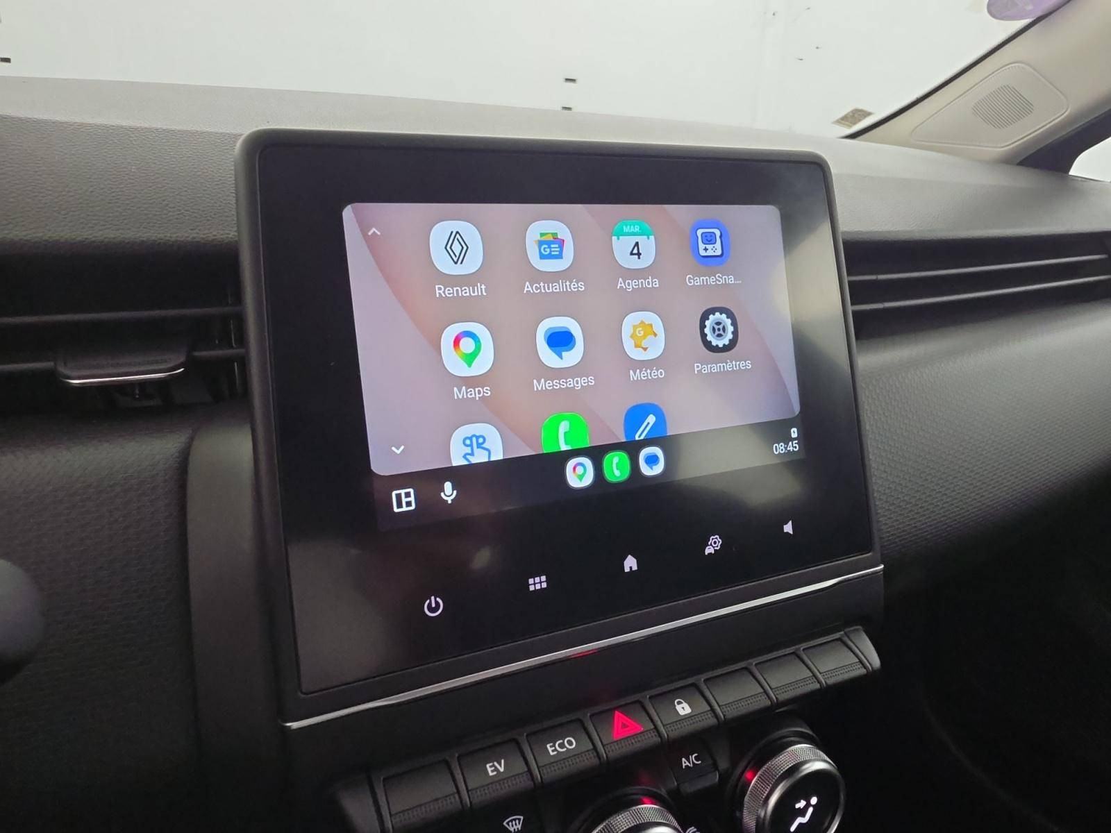 Vente en ligne Renault Clio 5 Clio E-Tech full hybrid 145 au prix de 18 790 €