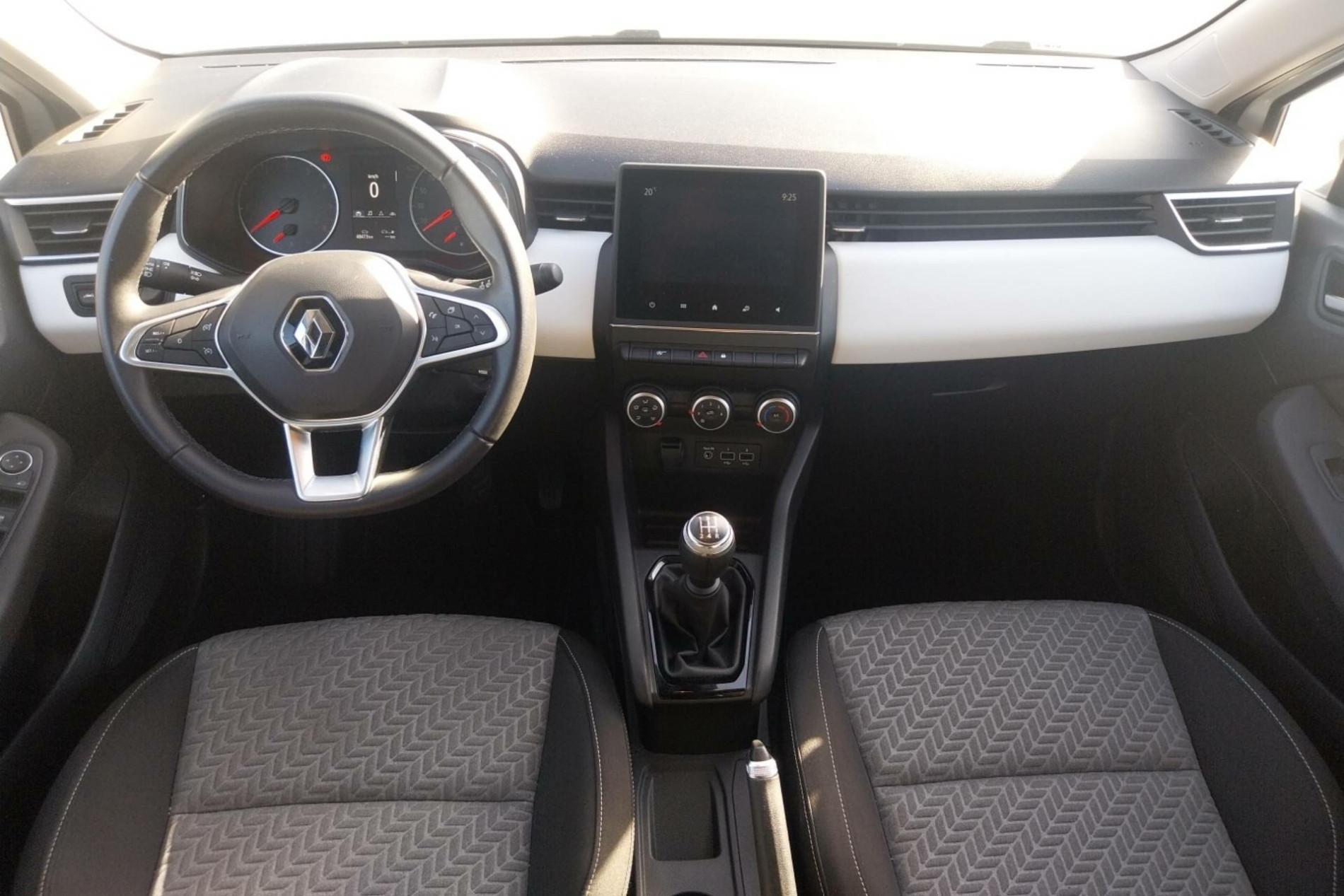 Vente en ligne Renault Clio 5 Clio SCe 65 au prix de 12 990 €