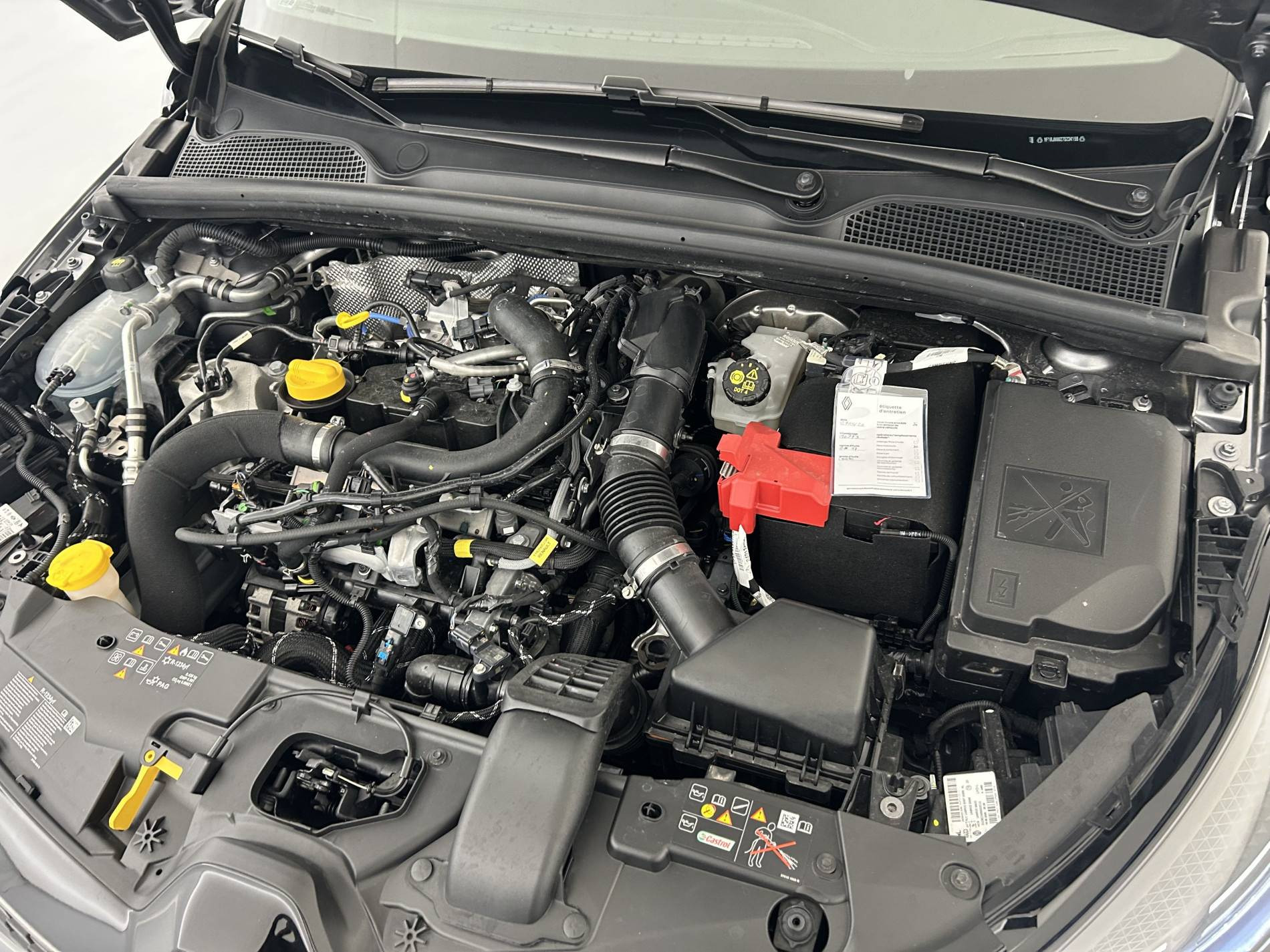 Vente en ligne Renault Clio 5 Clio Eco-G 100 ch GSR2 au prix de 17 970 €